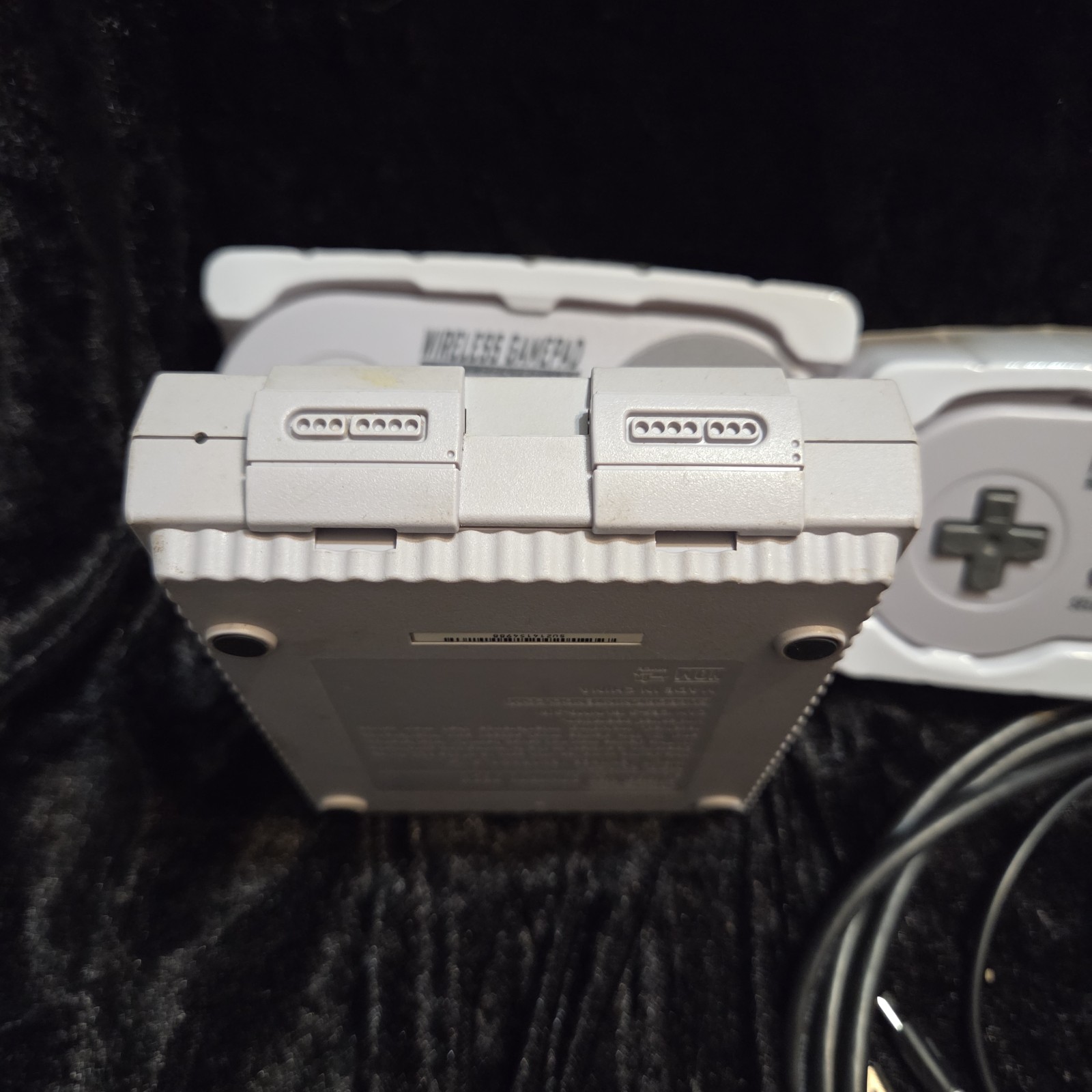 Super Nintendo SNES Mini Classic Console CLV-201 Cables 2- Cordless Controllers
