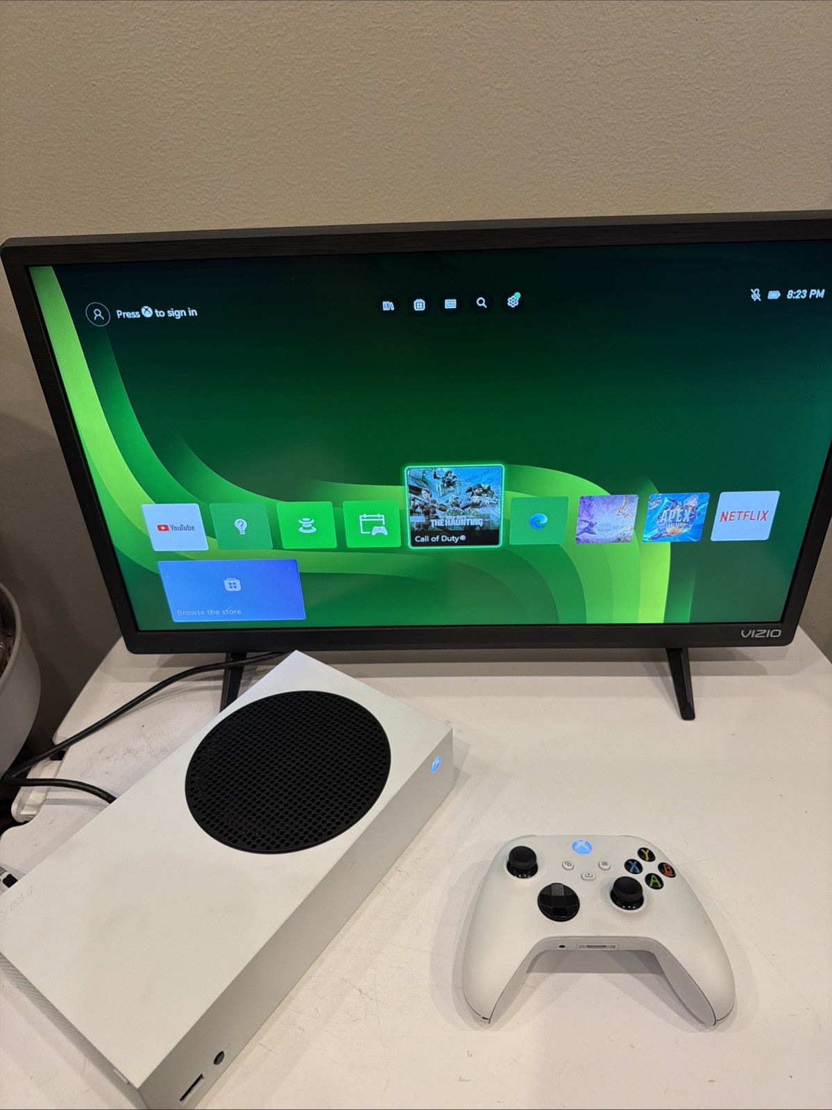 Microsoft Xbox Series S 512GB Console Gaming System White 1883**FREE SHIPPING**
