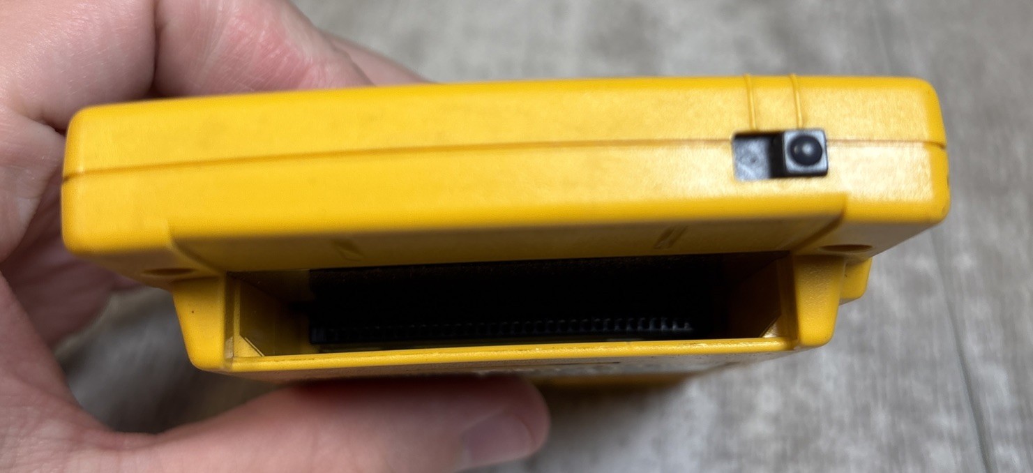 Nintendo Game Boy Pocket MGB-001 Yellow OEM