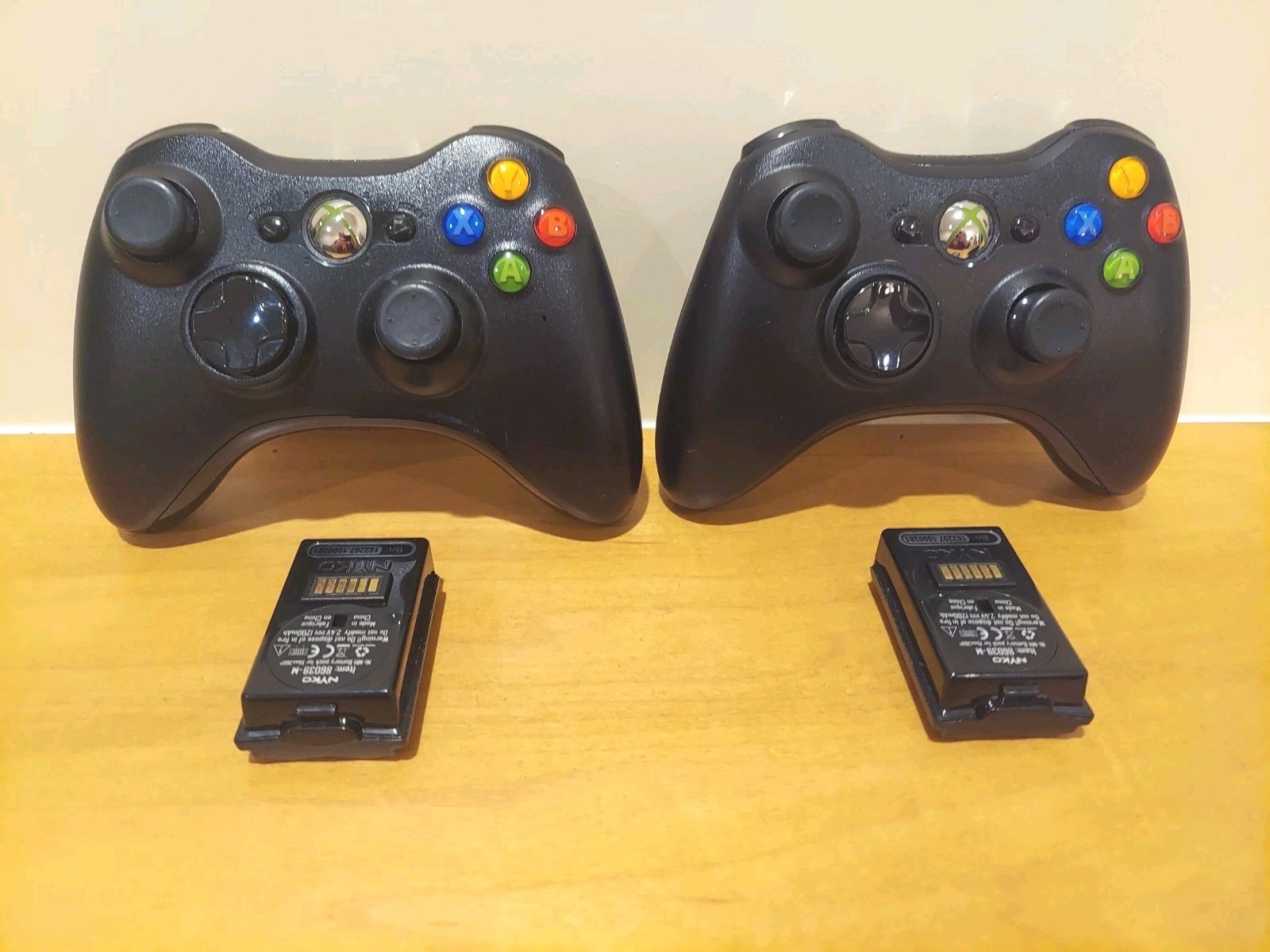 XBOX 360 S 1439 BLK 250 GB CONSOLE BUNDLE +26 GAMES/3-CONTROLLERS/WIFI ADAPTOR