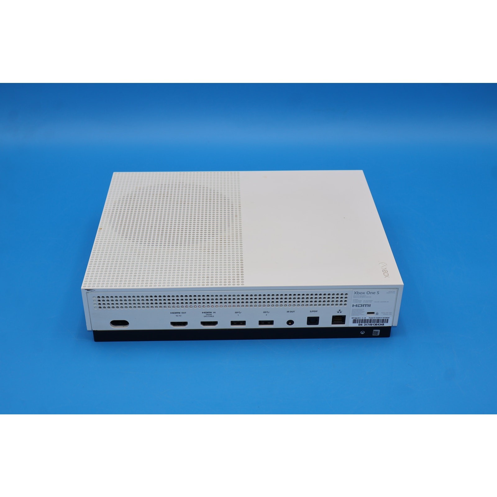 Microsoft Xbox One S 500GB White Console (Model 1681) w/ Controller