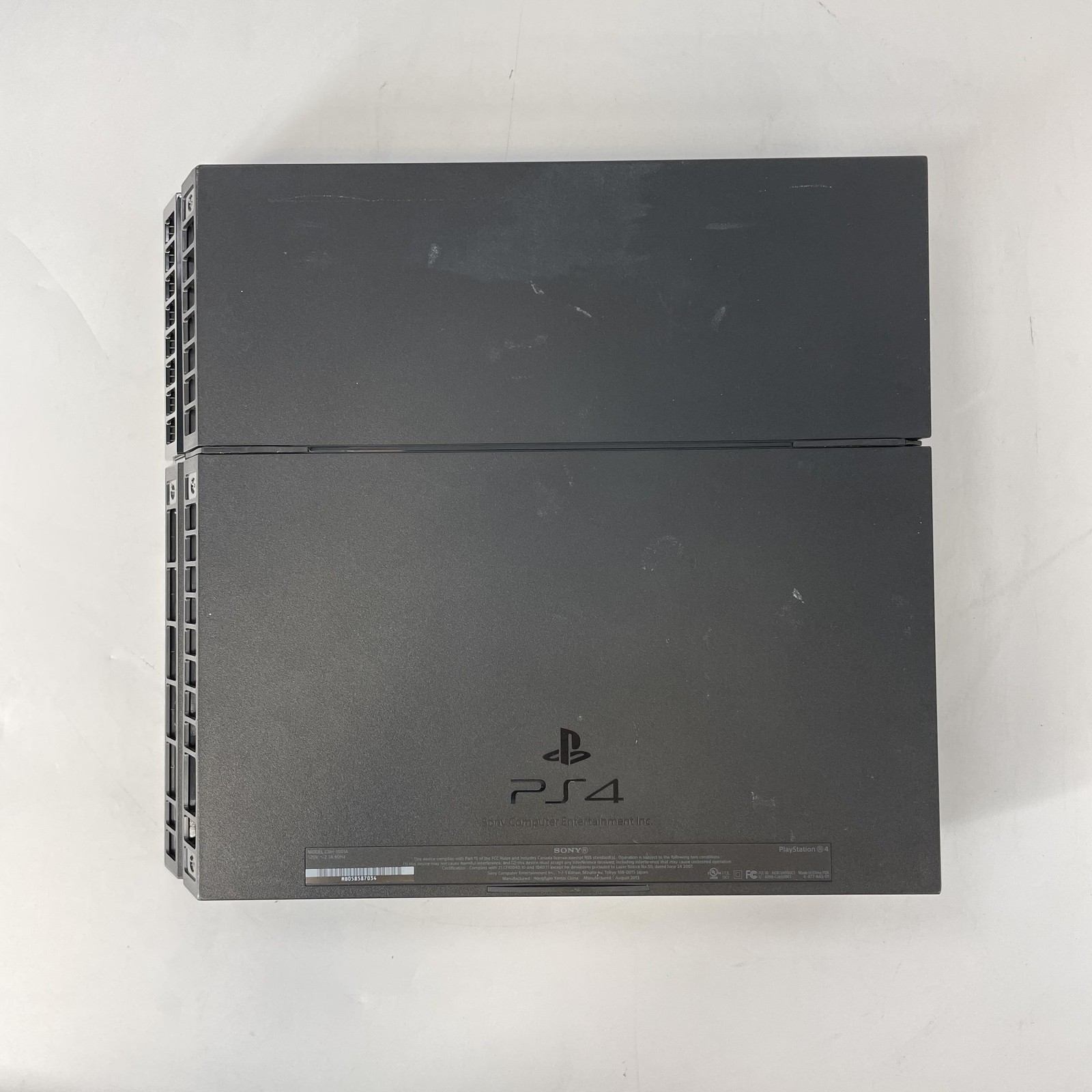 Sony PlayStation 4 Console 2TB w/ Controller/HDMI/Power Cord – Good