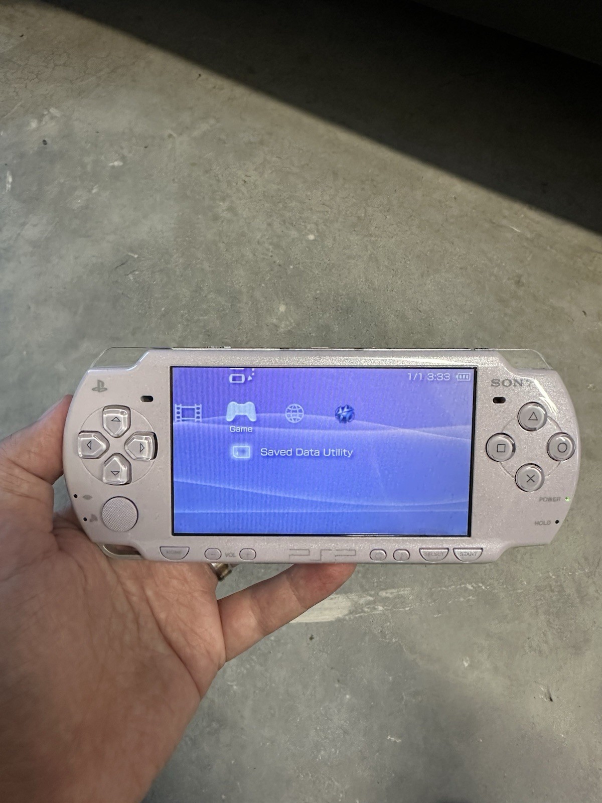Sony PSP 2000 Console Lavender Purple – New Battery + 4GB Memory Card + Charger