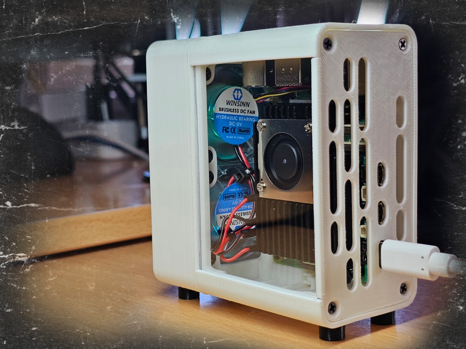 Custom Build Raspberry Pi 5 2GB + Batocera 256GB MicroSD + 14000+ Retro Games