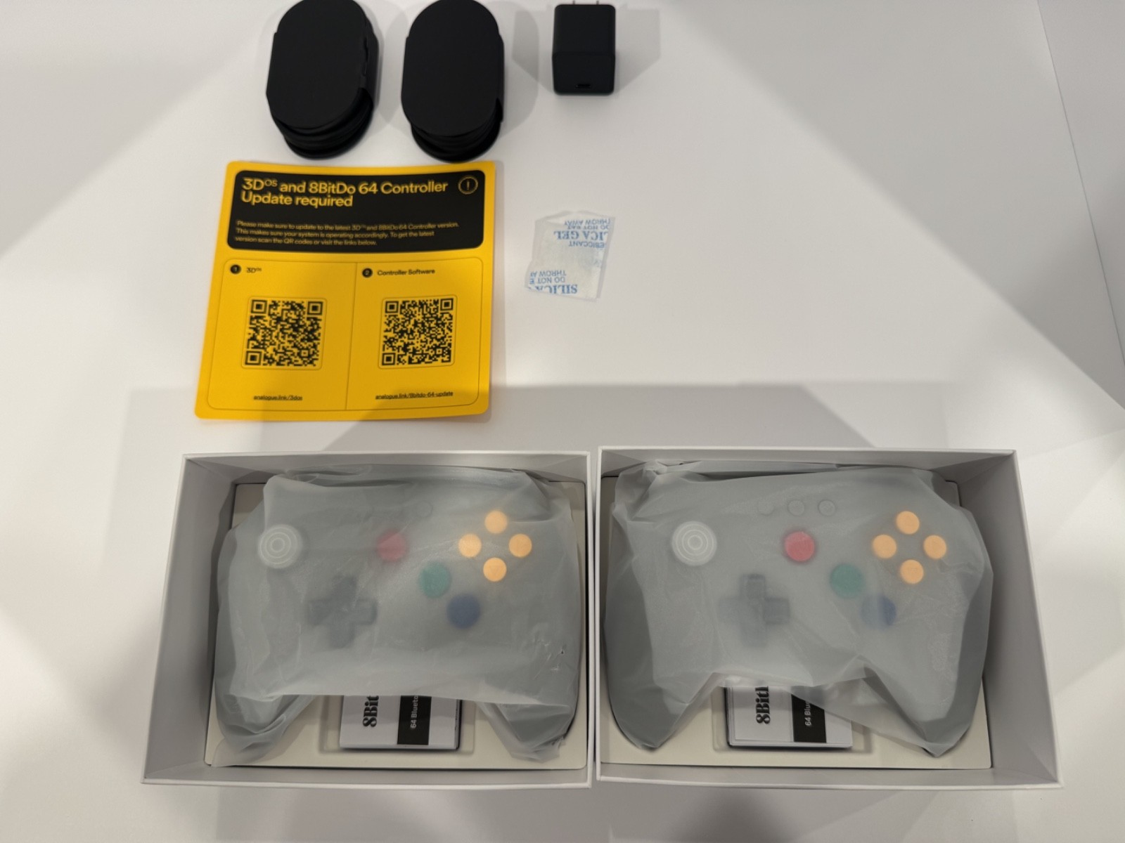 Analogue 3D Black N64 FPGA Console With 2 8Bitdo 64 Bluetooth Controllers