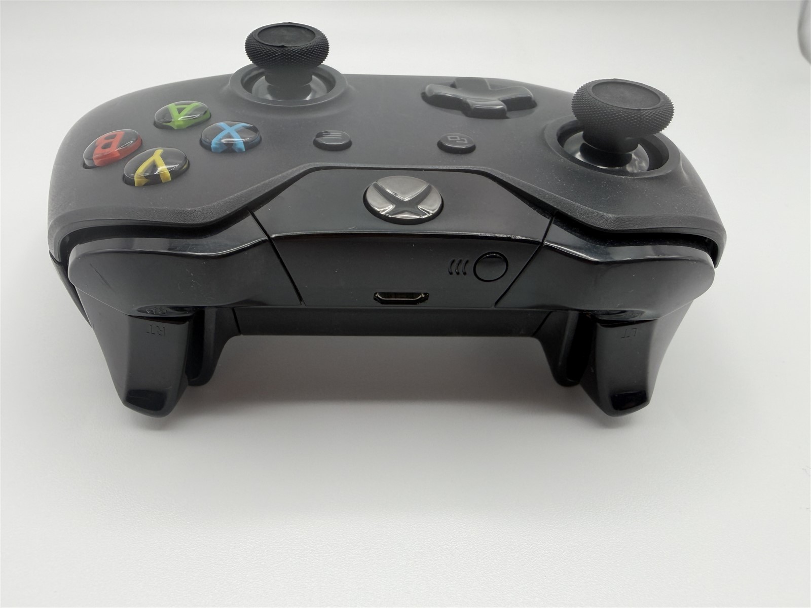 Xbox One 1540 500GB Console Bundle & Accessories – Fully Refurbished Fast Ship