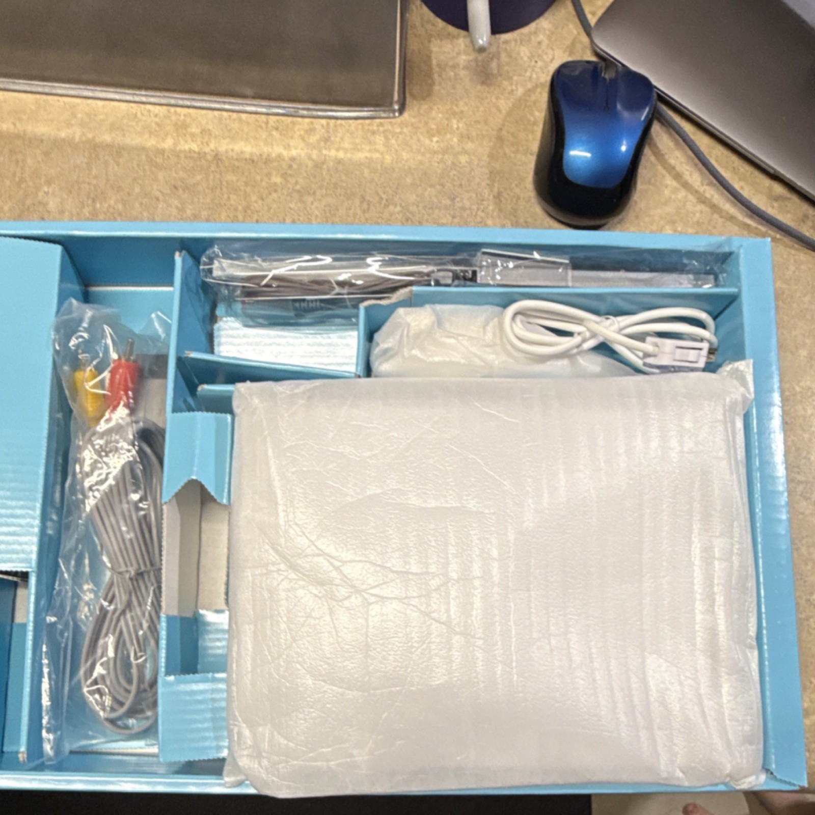 Nintendo Wii Sports Console White Wi-Fi, Component RCA, Remote Included