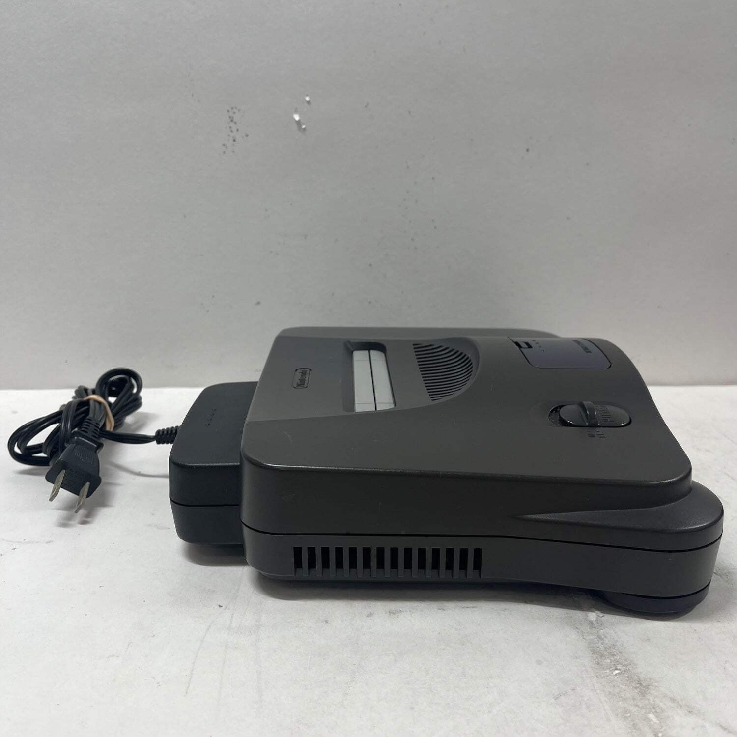 Nintendo 64 N64 Console Gaming System NUS-001 Gray