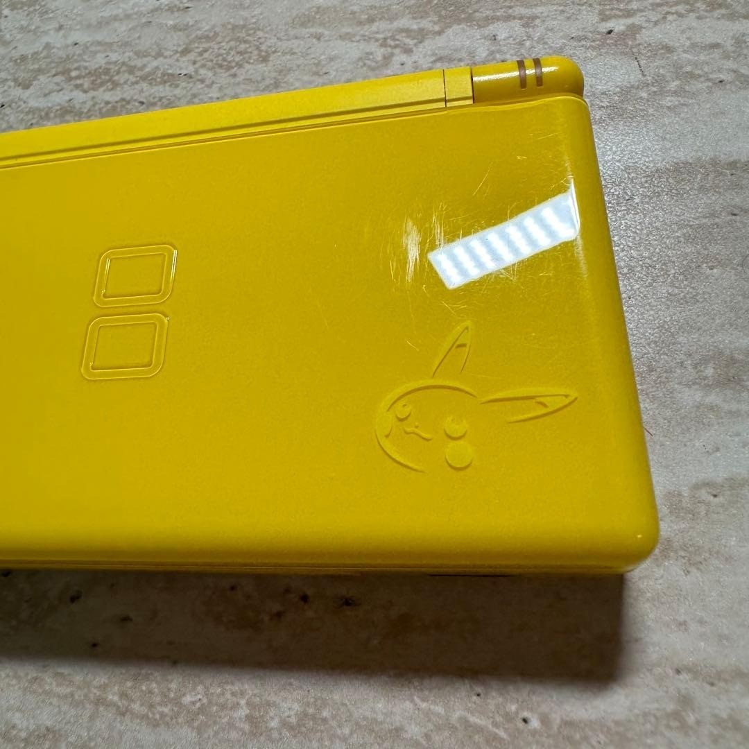 Nintendo DS Lite Pikachu Yellow Limited Edition Console Boxed Complete 7184