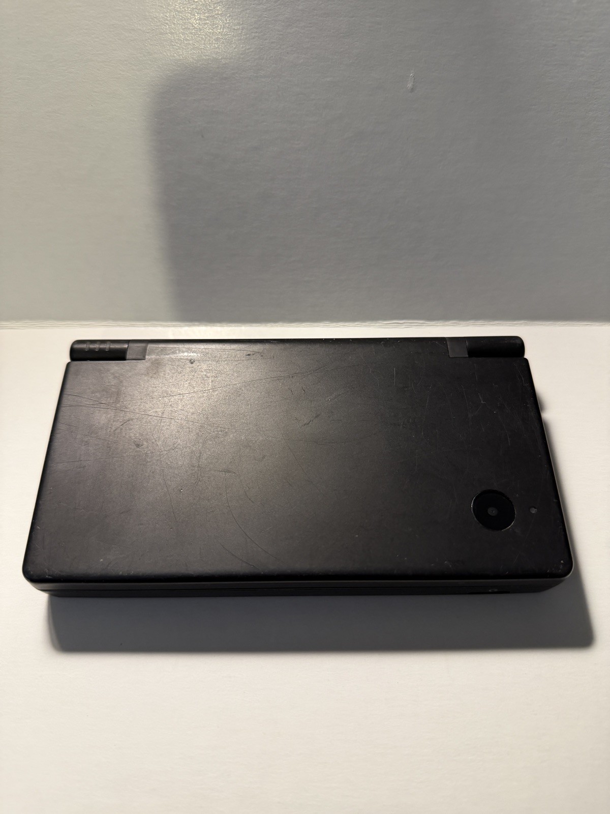 Tested Nintendo DSi Black System w/Charger Back R & L Buttons Do Not Work.