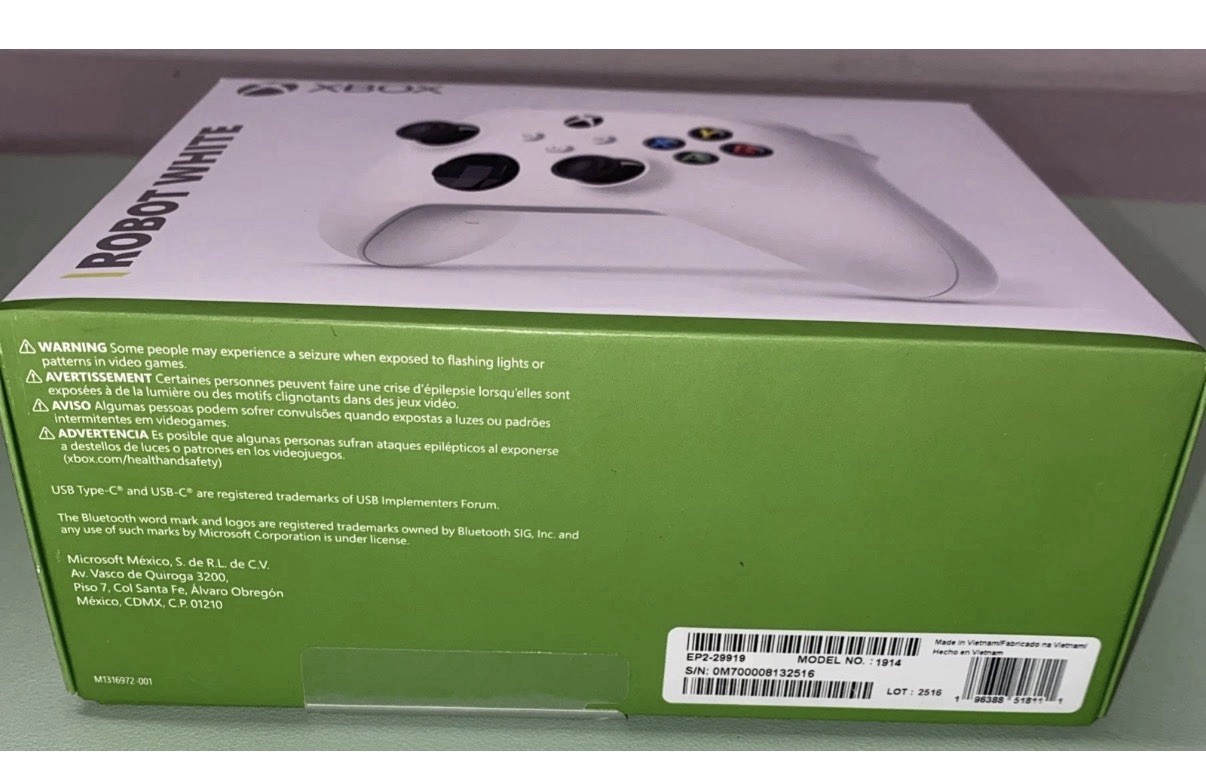 Xbox Series S 512GB SSD Console W/ 2 Controllers & Charging Stand And Headphones