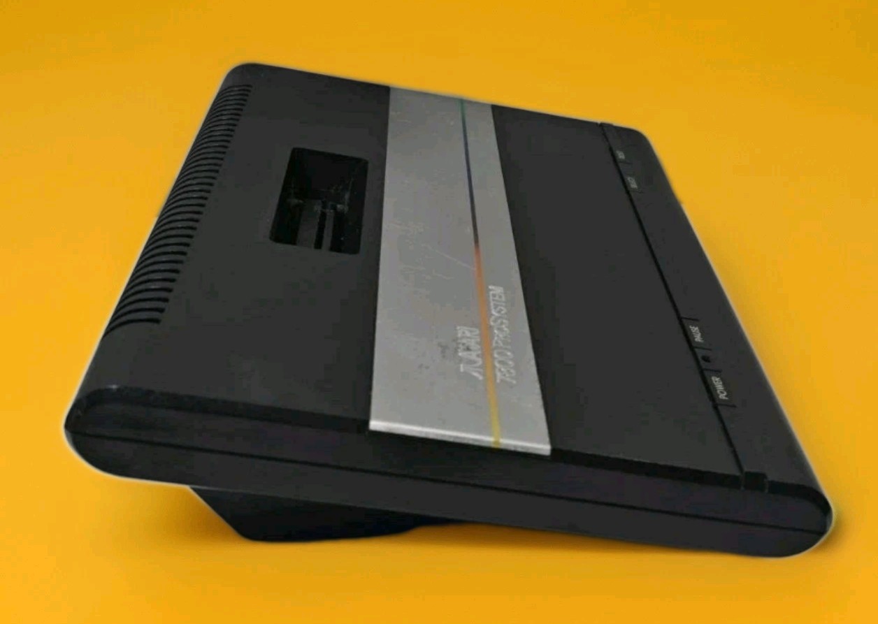Atari 7800 Video Game Console Only Untested