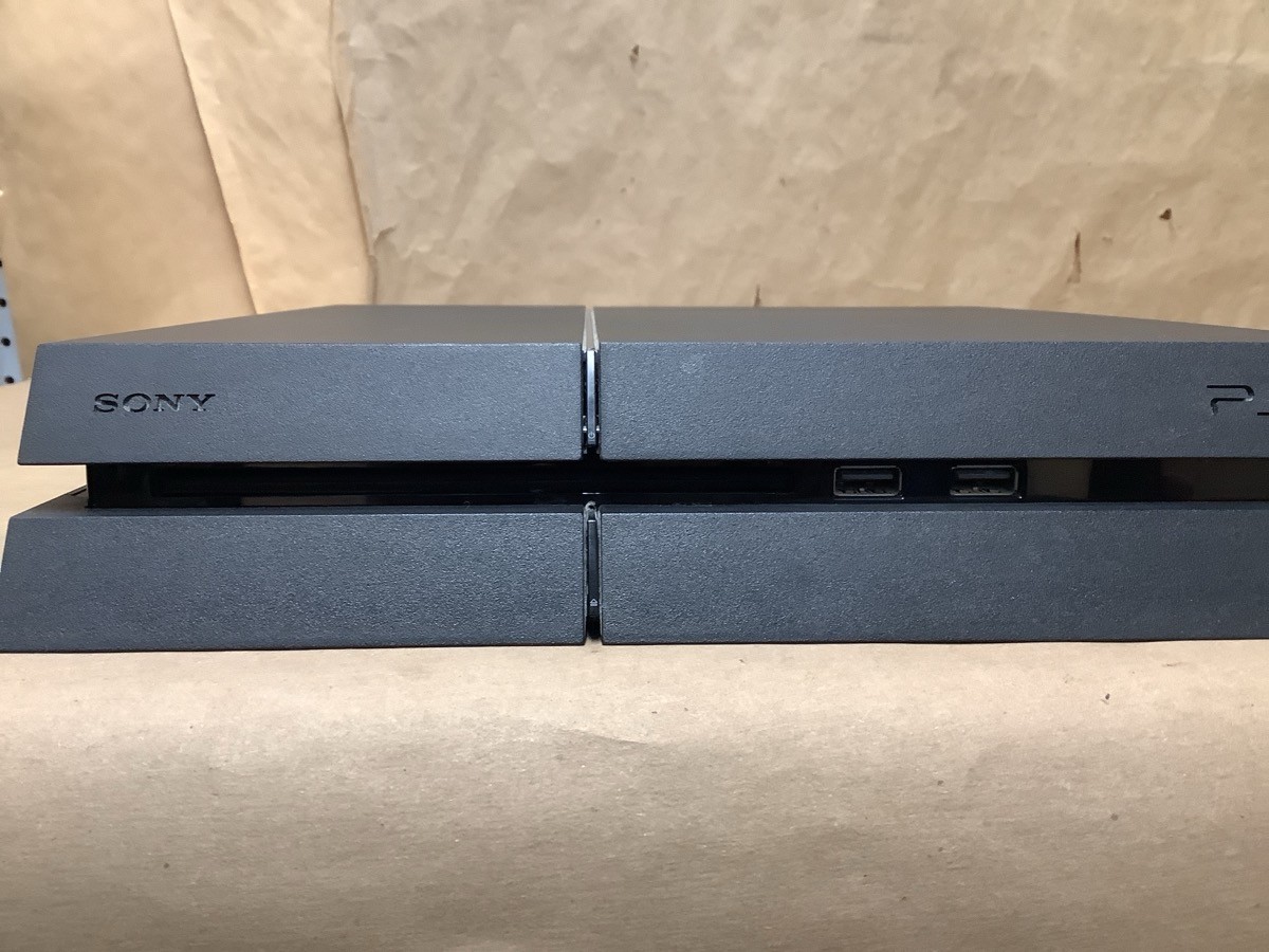 PLAYSTATION 4 GAMES SONY CUH-1215A, #MB864255288; 500GB (206441-3)