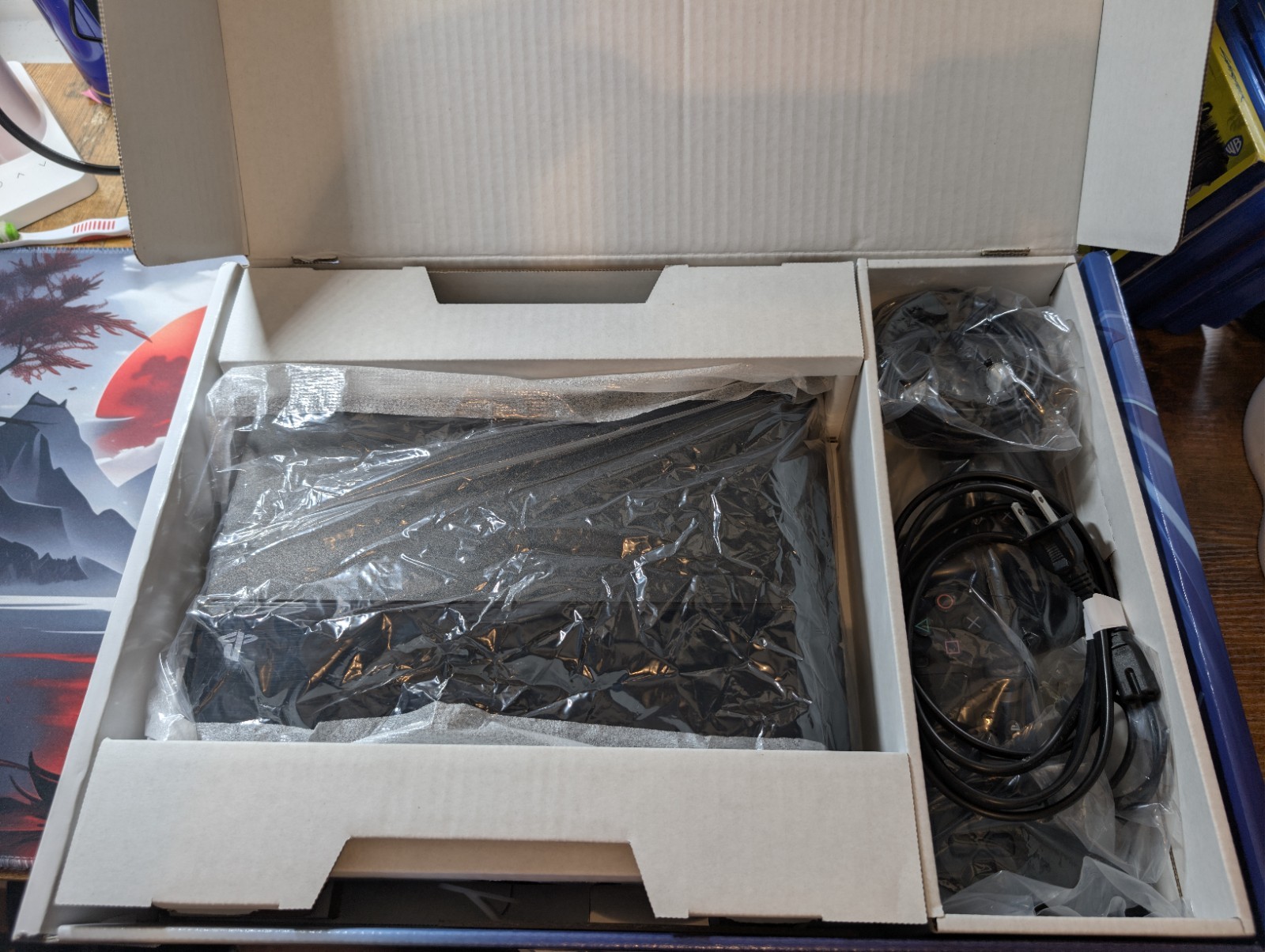 2 TB PlayStation 4 Original Box Included With 6 Games