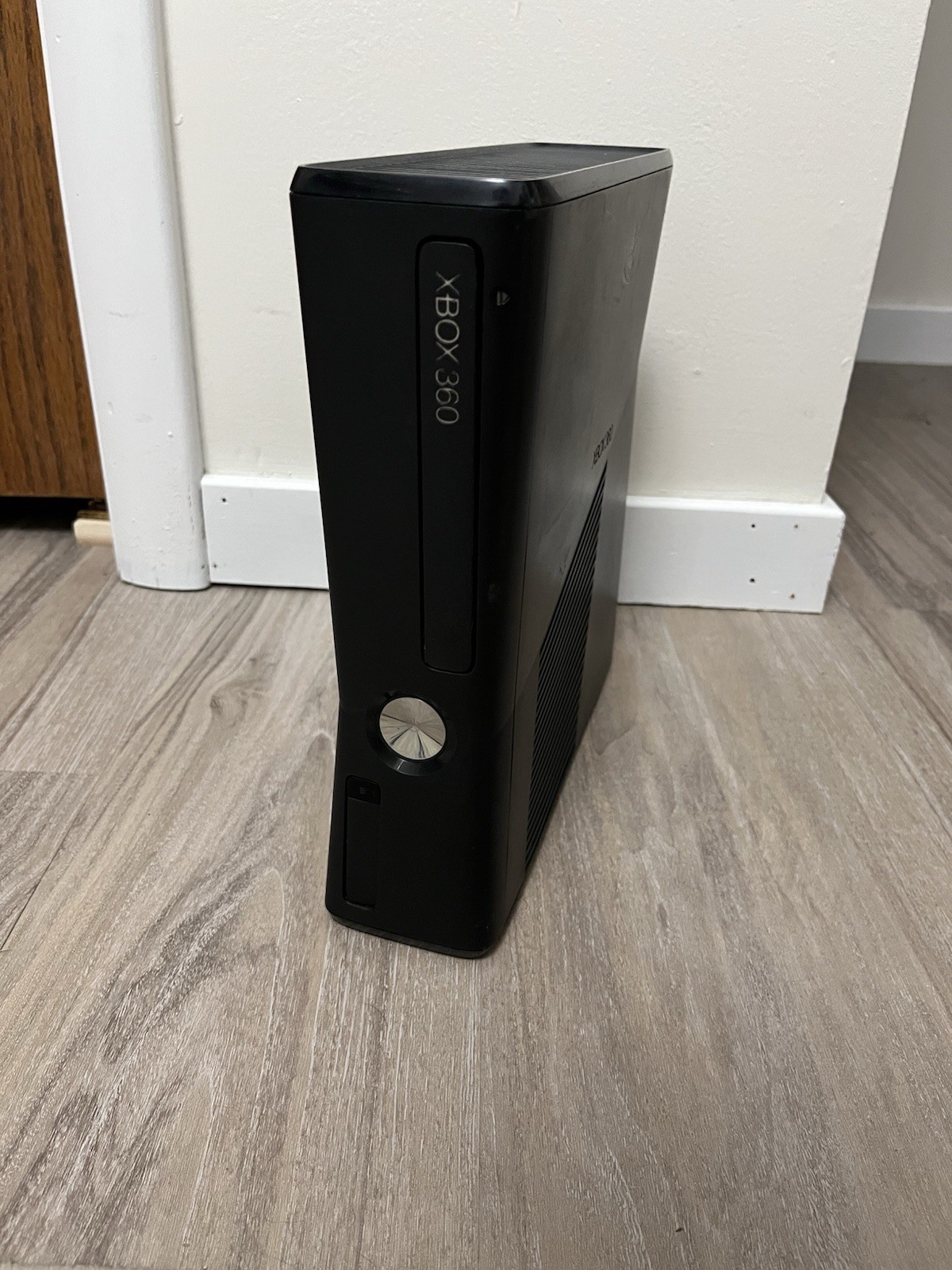 Xbox 360 Slim Black Console 250GB Tested