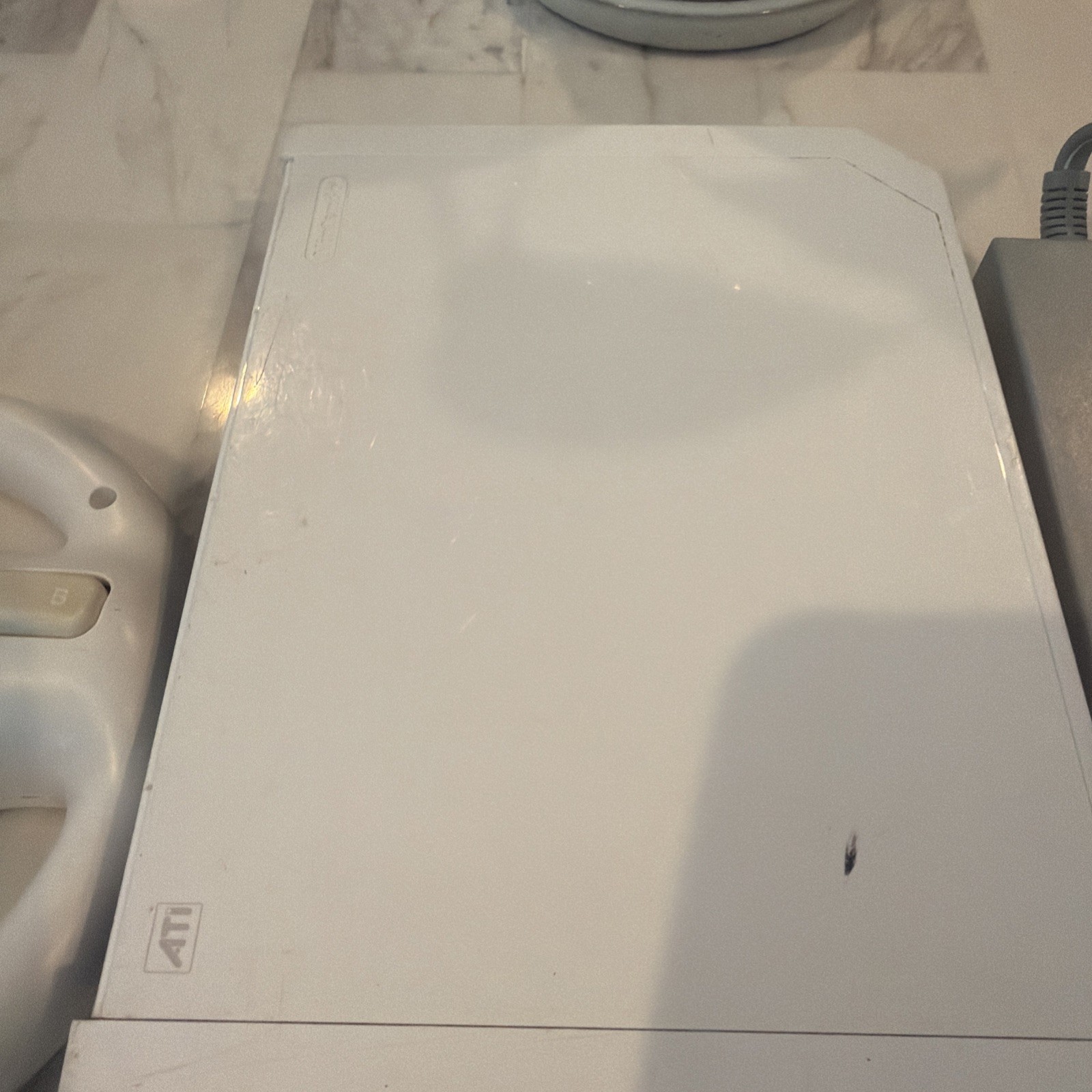Nintendo Wii Console White RVL-001 Super Smash Bros Brawl Bundle 6 Video Games