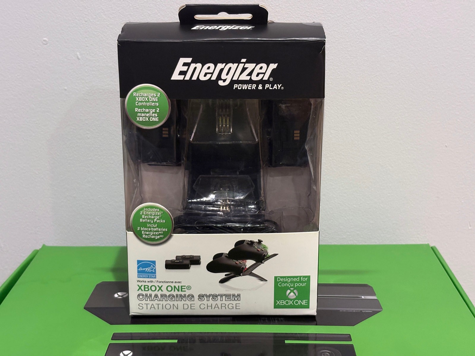 Xbox One 500GB Original Console Model 1540 / 1520 Kinect Camera Energizer Stand
