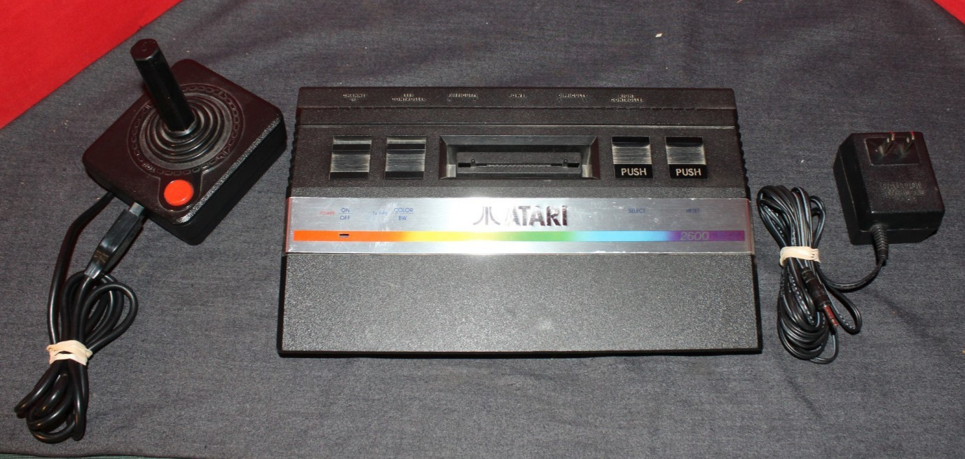 Vintage Atari 2600 Jr. Junior W. Controller and Power Cable, Needs RF AO4077709