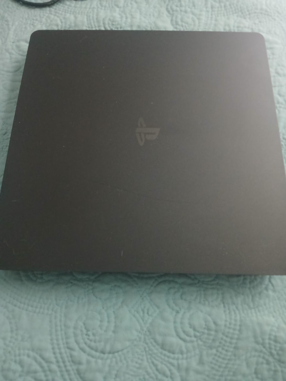 Black Used PS4 & Controller, W/ Spiderman and RDR2 (Power/Charger not included)