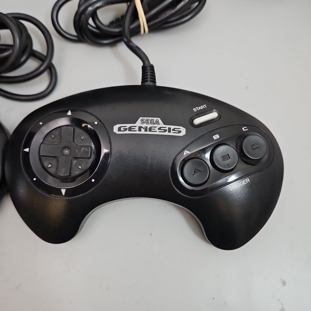 SEGA GENESIS Console MK-1601 System 1st Model, 2 OEM Controllers, Sonic 2 & more