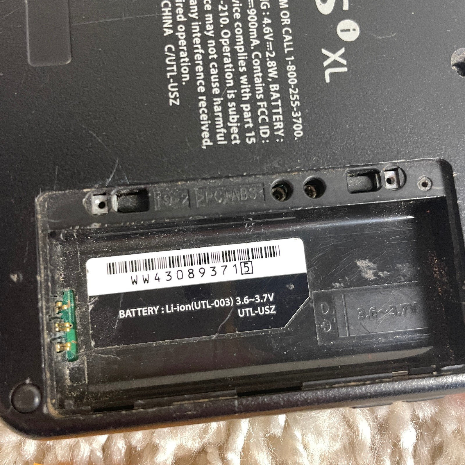 Nintendo DSi XL Red Super Mario Bros. 25th Anniversary Edition UTL-001 PARTS