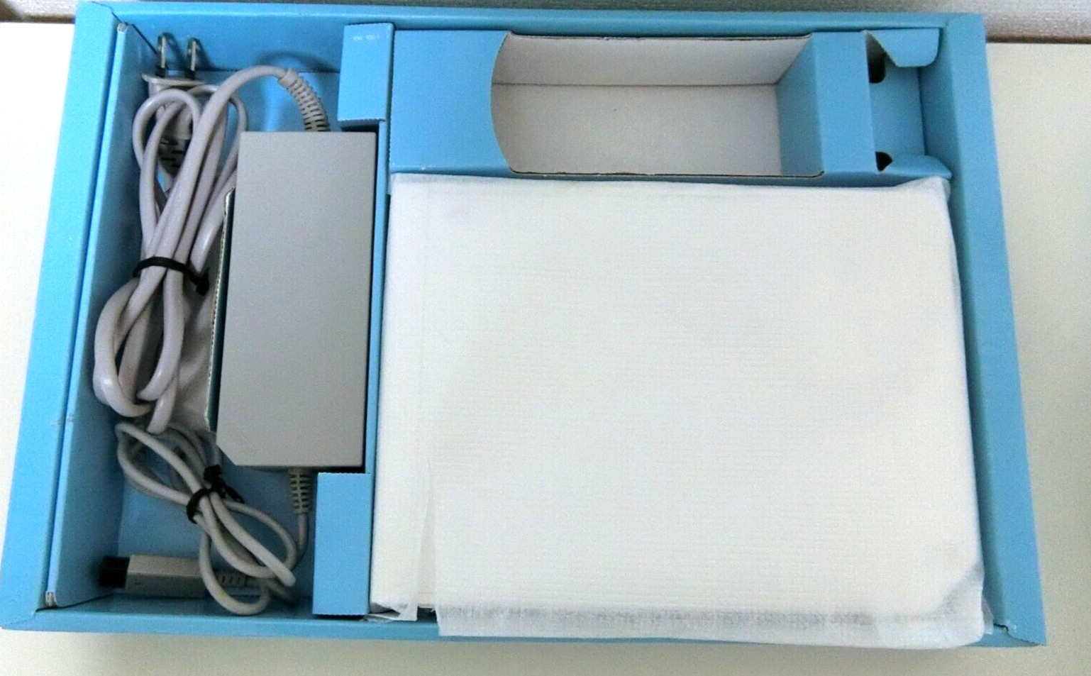 Nintendo Wii SET Mario,Animal Crossing,Taikonotatsujin, With Box Body White