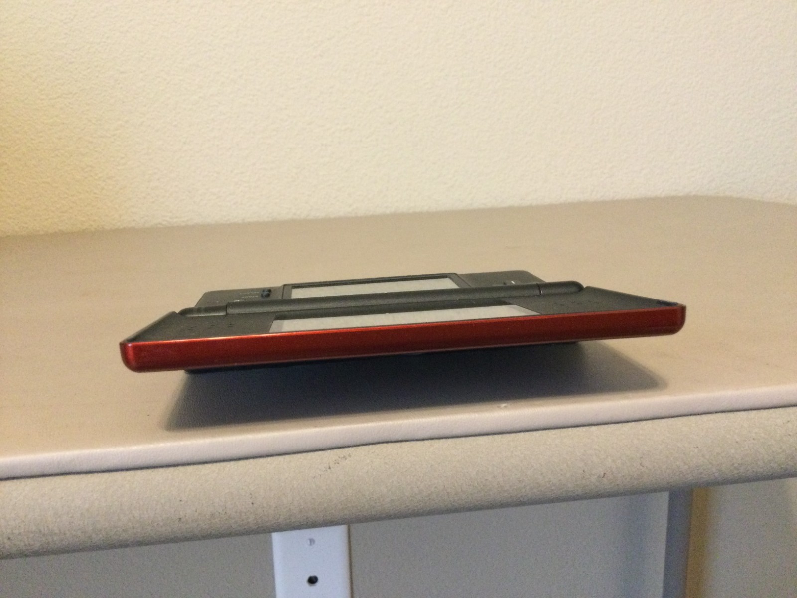 Nintendo DS Lite Red/Black Handheld System plus Charger & Booklet – Tested