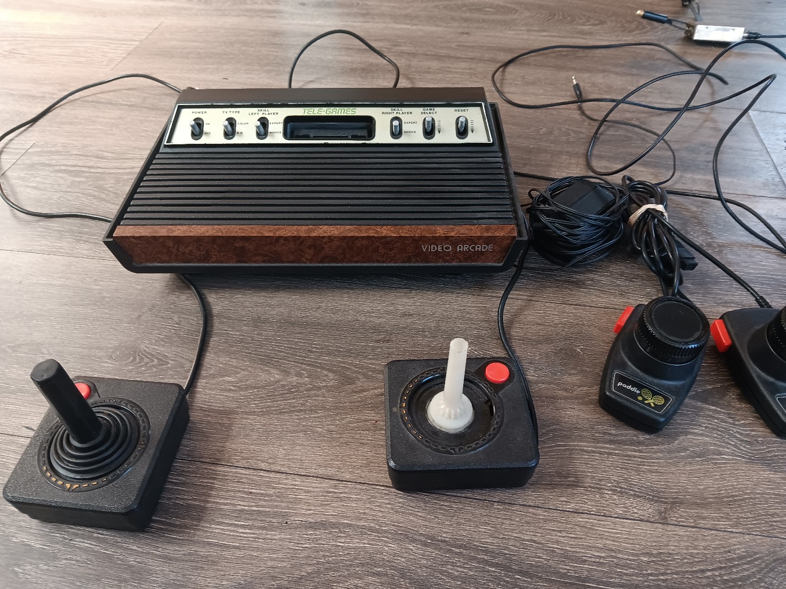 Aari 2600 Console 6 Switch With Games and Controllers Sears WORKING