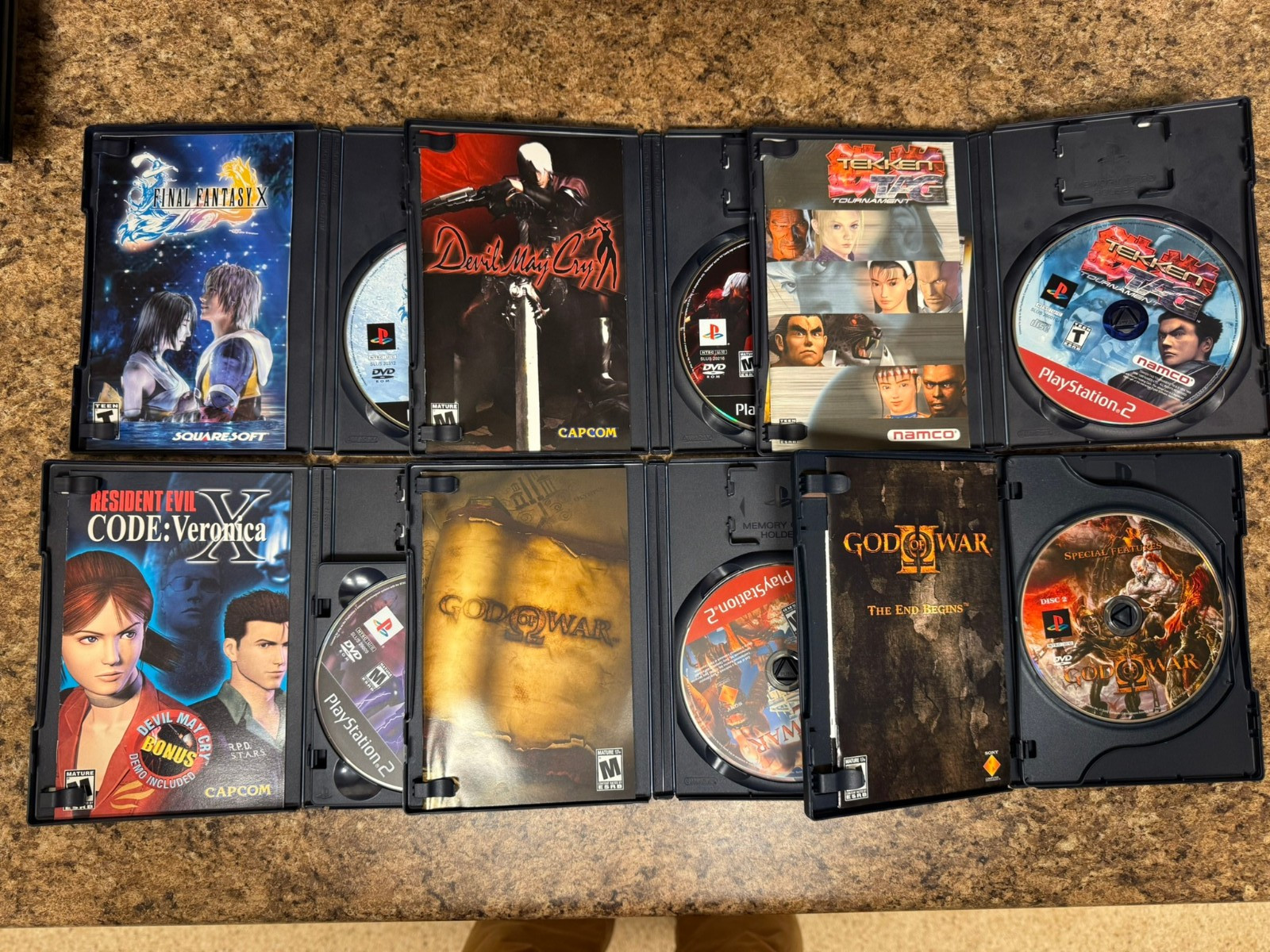 Sony PS2 Fat SCPH-30001 Premium Bundle Logitech Wireless HD Retrovision + 6 CIB
