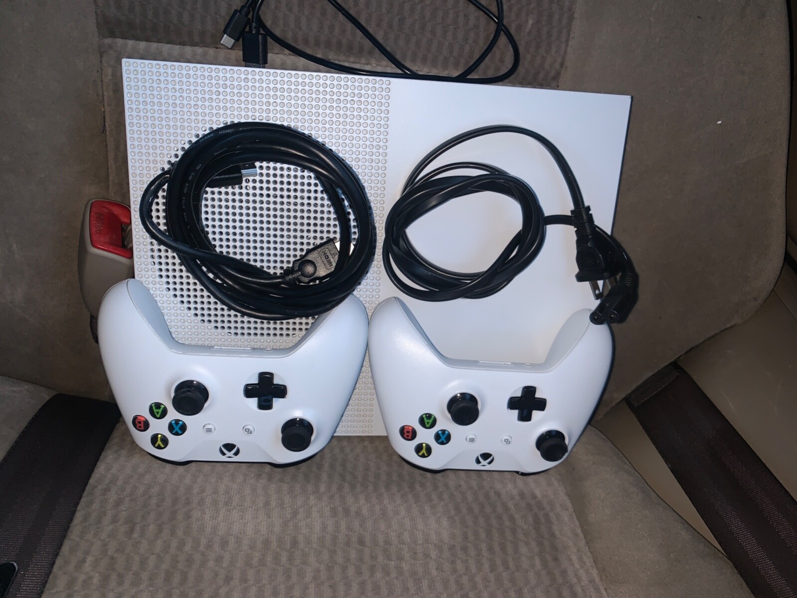 Microsoft Xbox One S 500GB Video Game Console – White (ZQ9-00001)