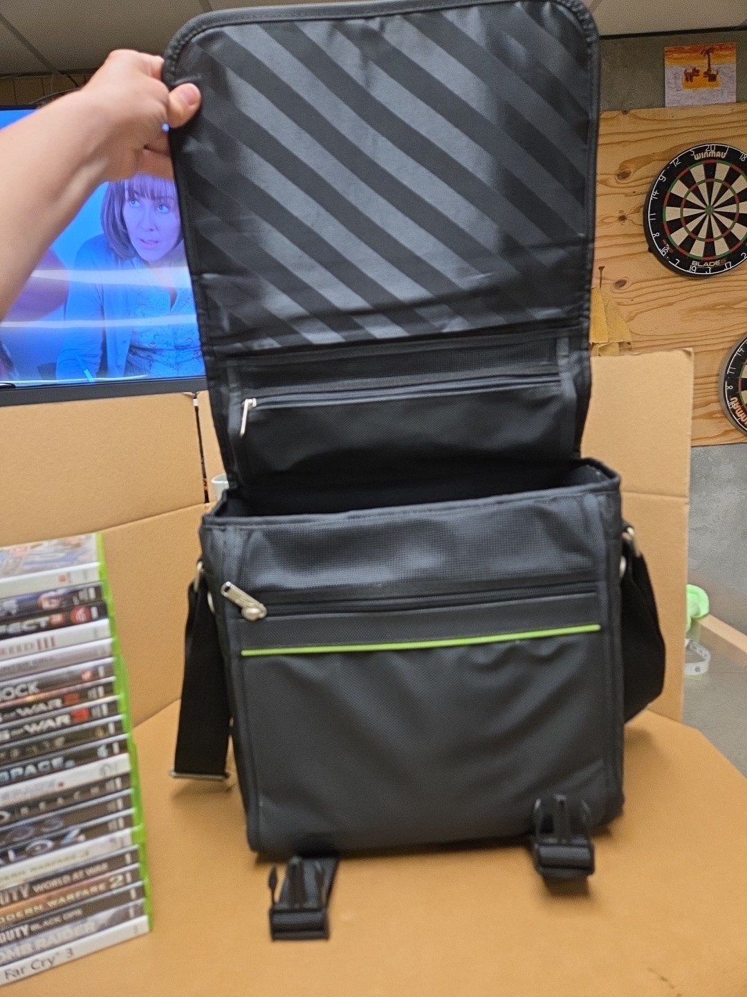Microsoft Xbox 360 Console 20GB Bundle Controller Cords 20 Games Bag *TESTED