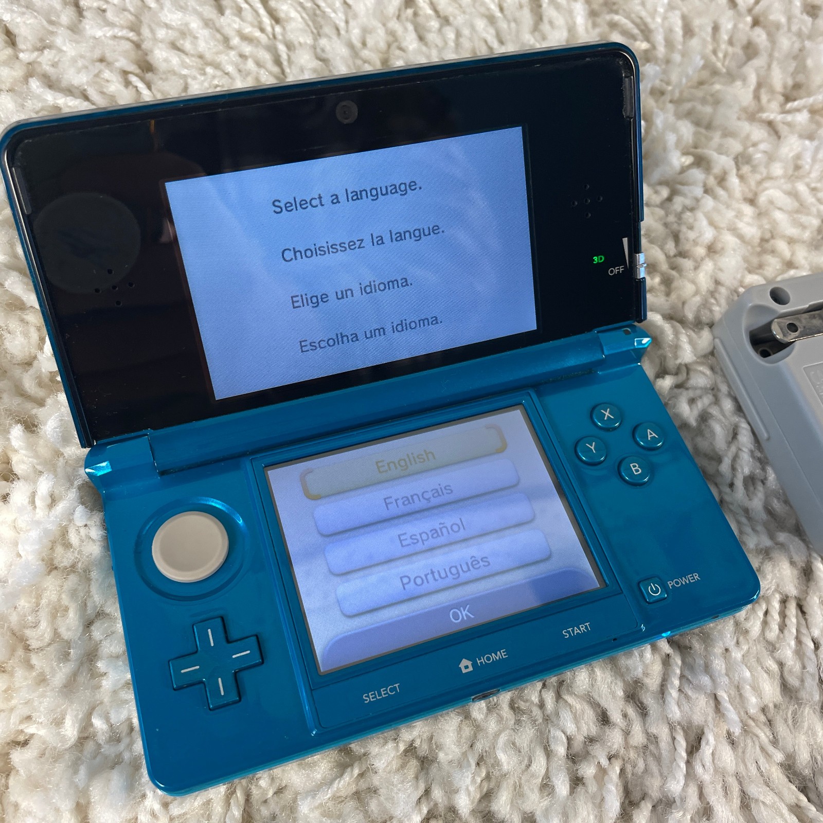 Nintendo 3DS Aqua Blue Handheld Handheld Console System CTR-001 Tested