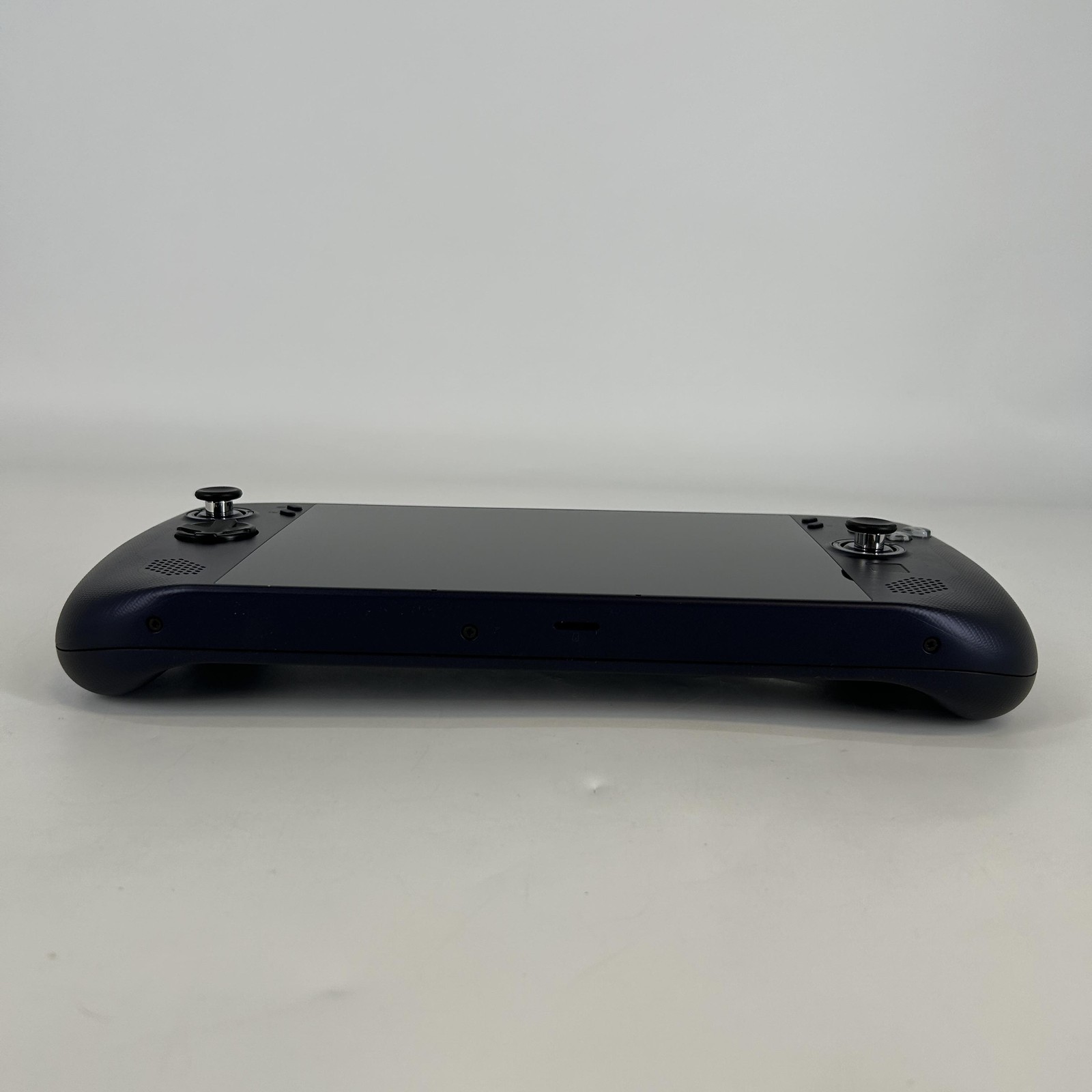 Lenovo Legion Go S Handheld Console Nebula Nocturne 512GB w/ Charger – Excellent