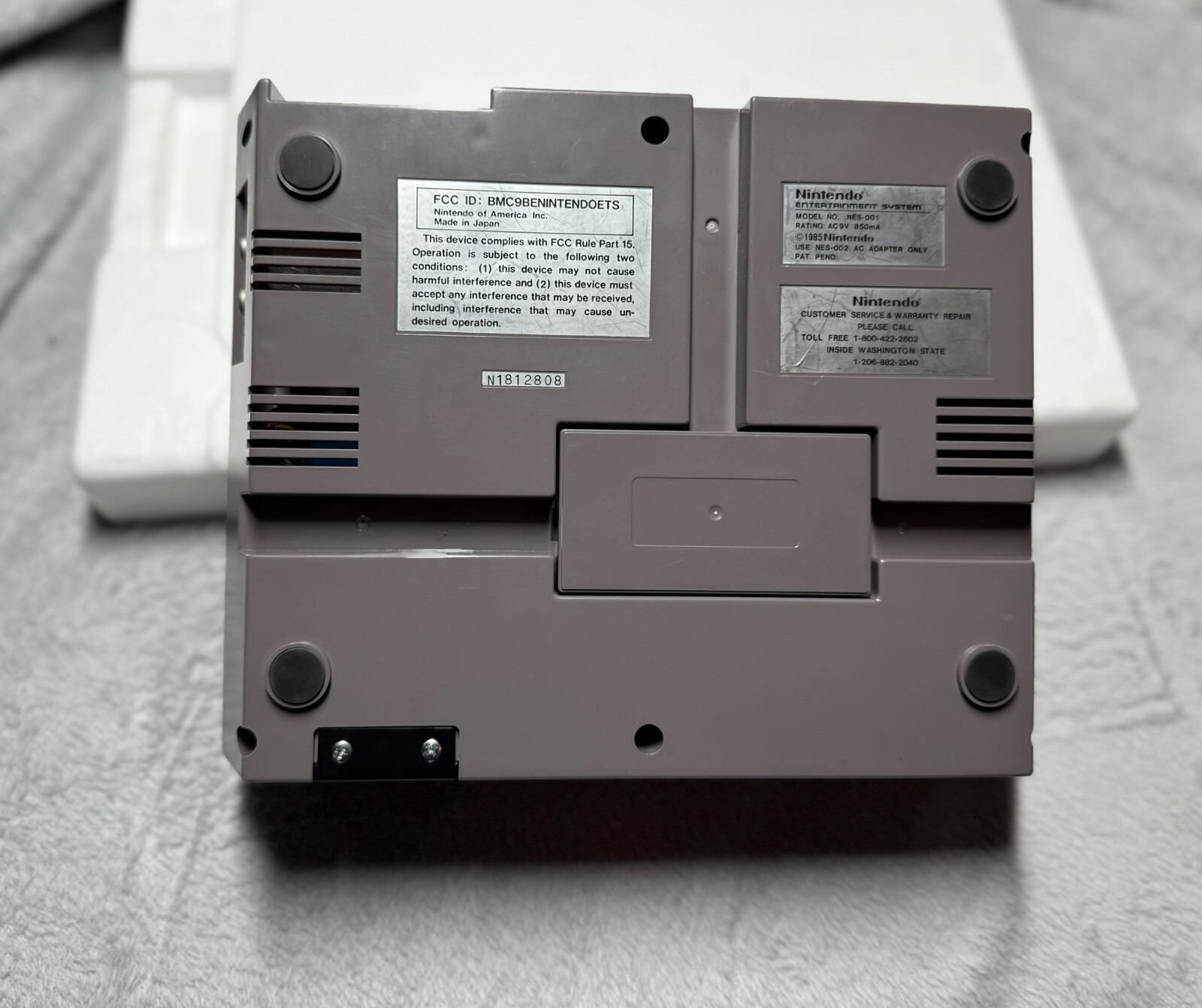 Nintendo NES Action Set Home Console – White/Gray (Model No. NES-001)
