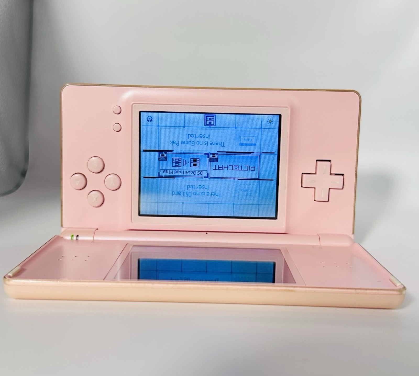 Nintendo DS Lite Pink Handheld Console Touchscreen Dual Screen with Stylus