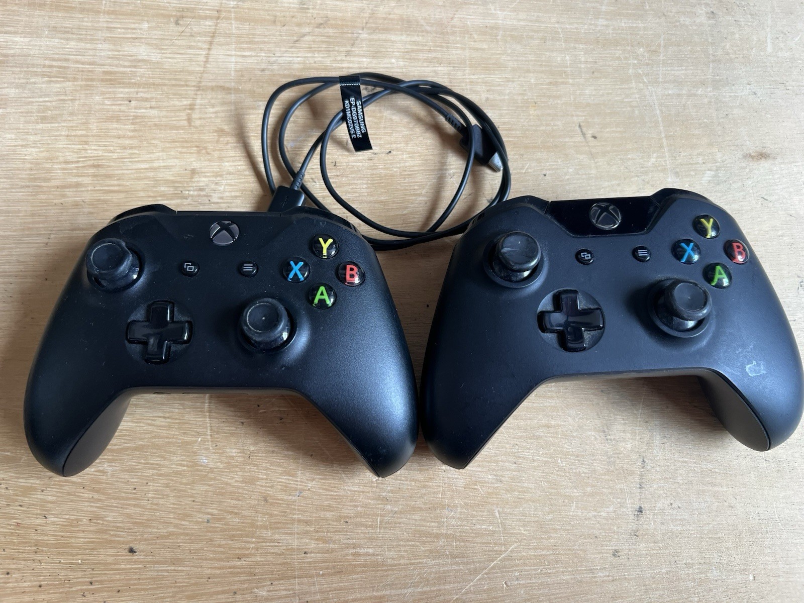 Microsoft Xbox One 500GB Black Console 1 Controller 8 Games Kinetic Bundle