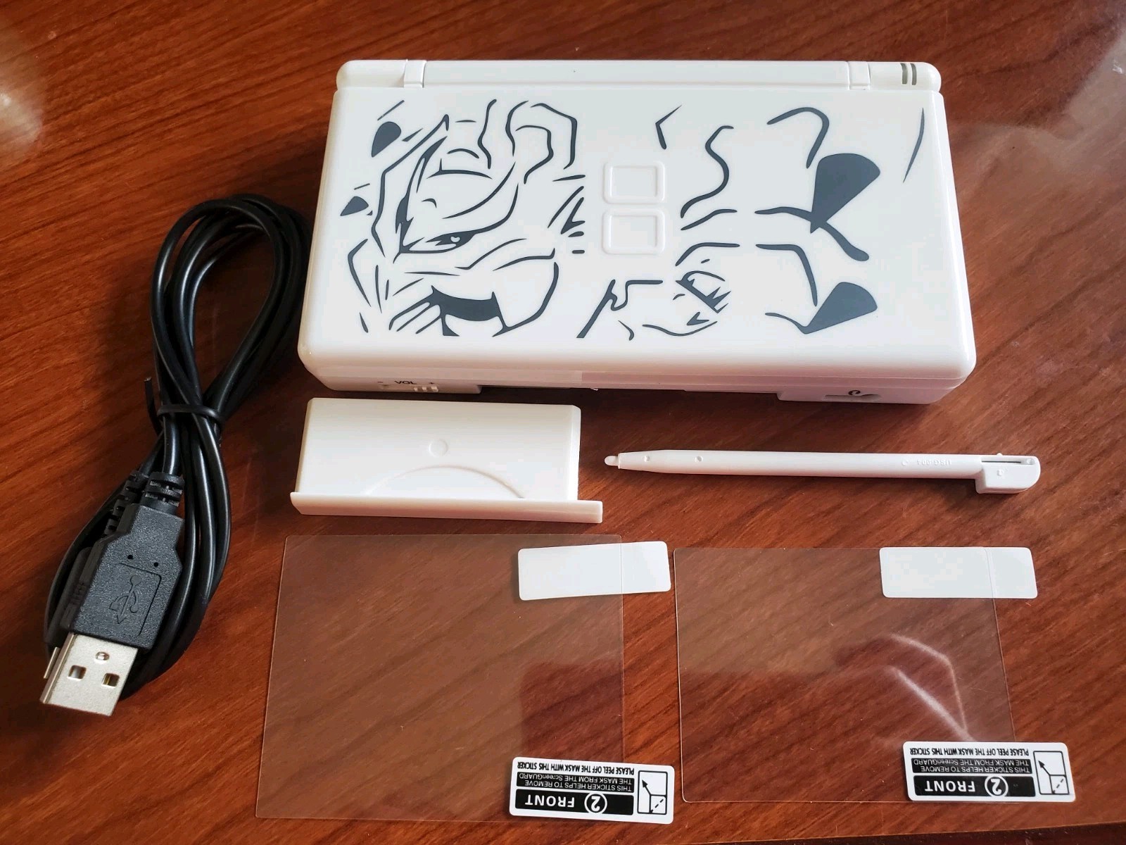 Nintendo DS Lite pokemon giratina Handheld Console – white