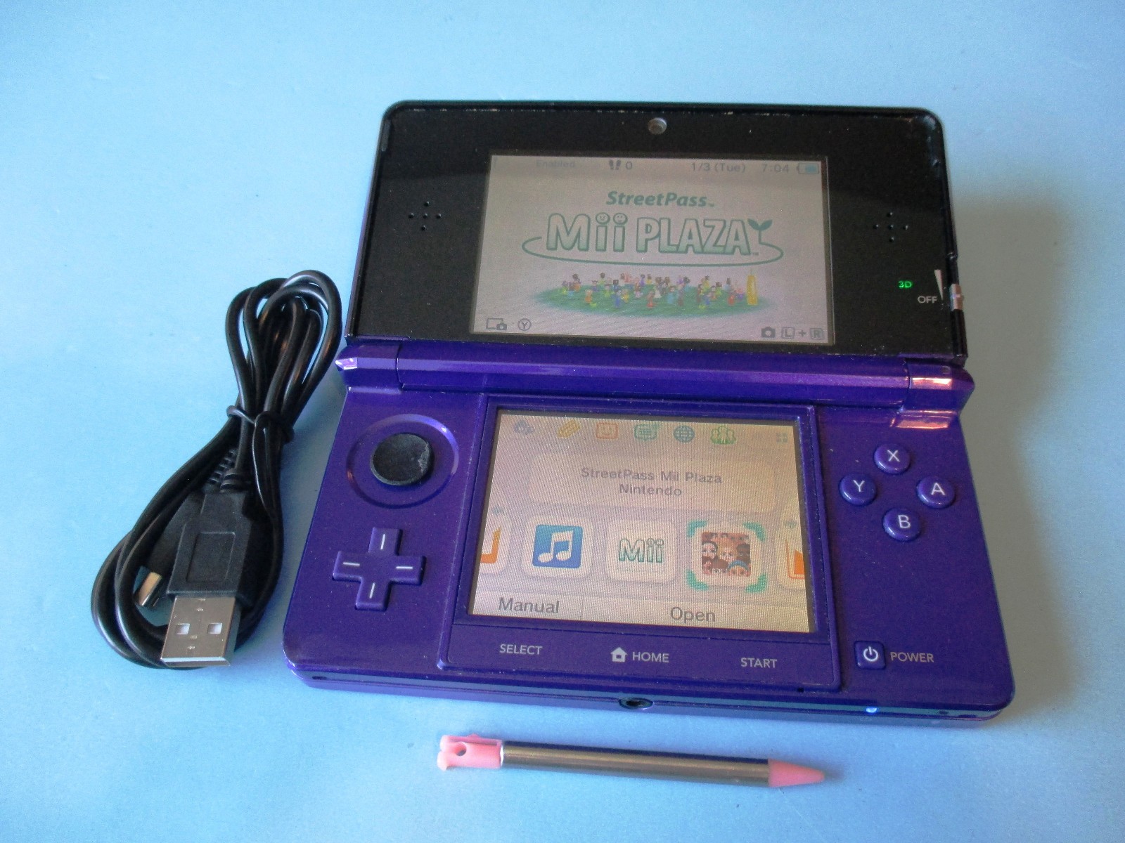 Nintendo 3DS Midnight Purple System w/Charger FREE Shipping!
