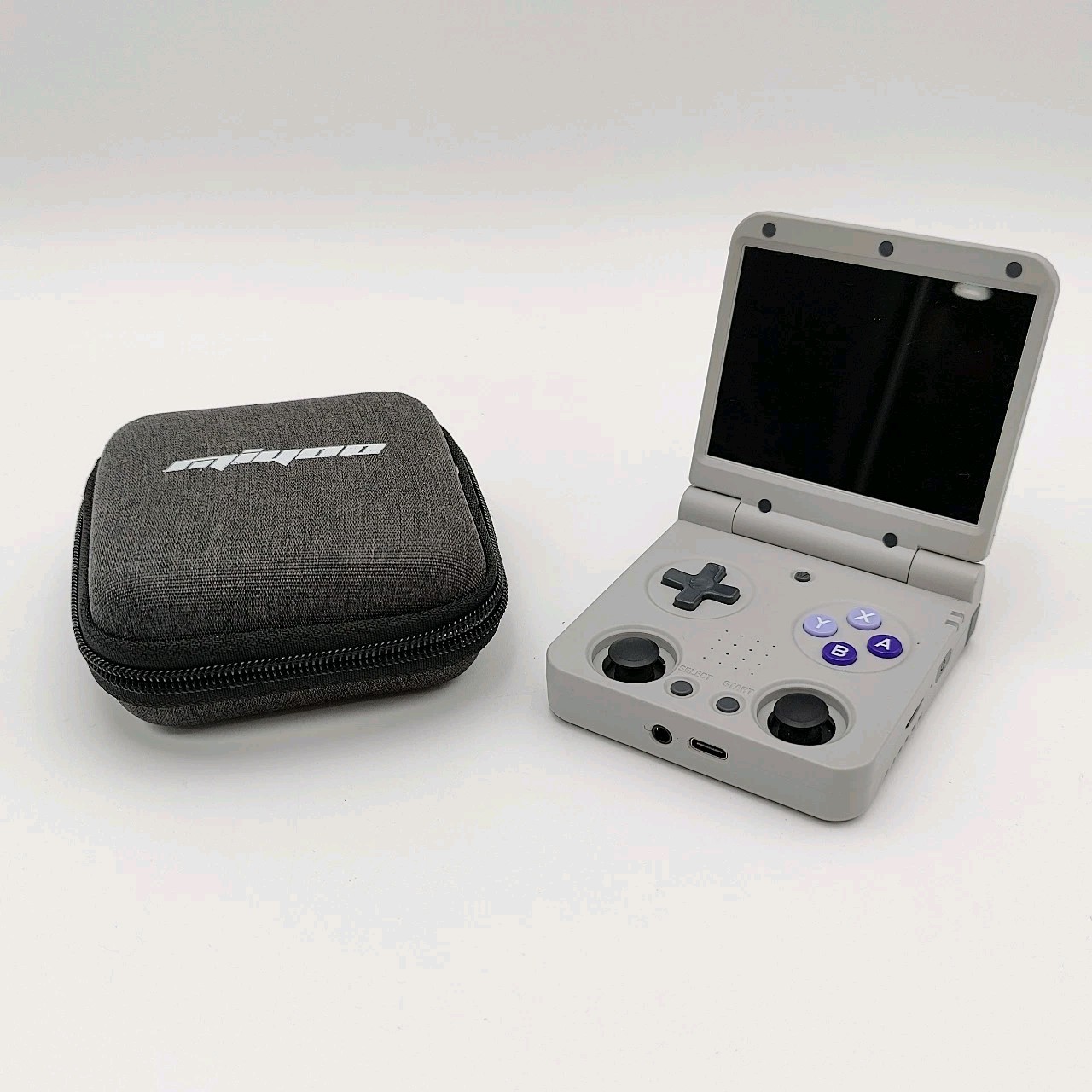 Miyoo Flip V2 – SNES (US) Grey Color Emulation Handheld with Case!