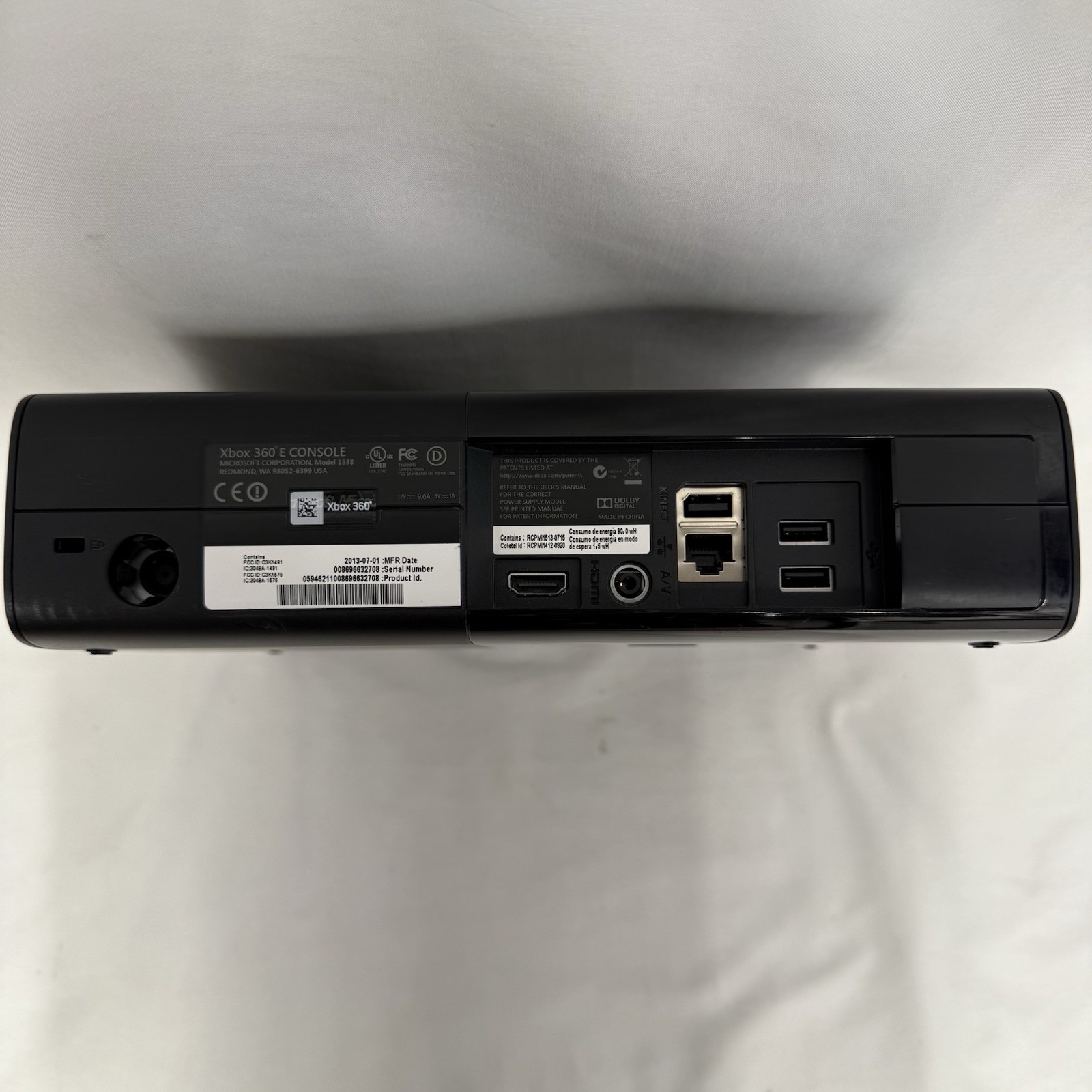 Microsoft Xbox 360 E Console – 250 GB – Model 1538 w/ OEM Controller & Cables