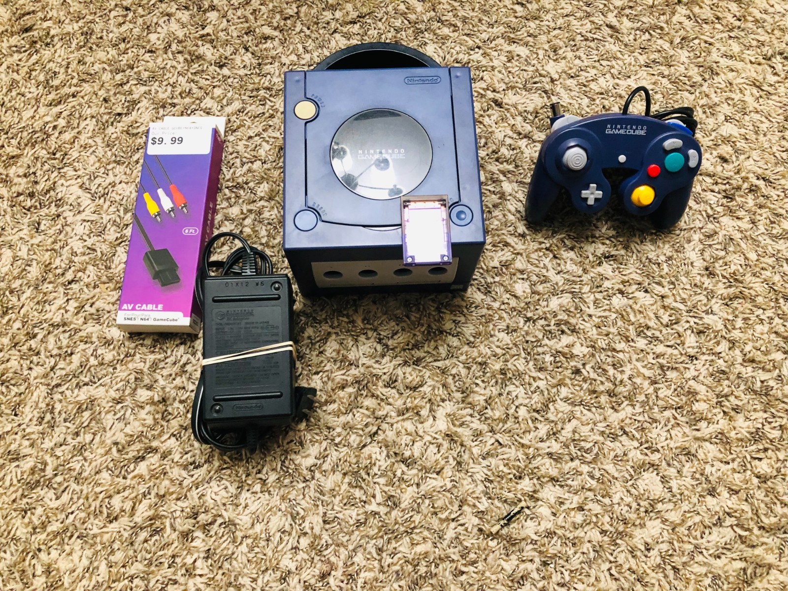 Nintendo GameCube Purple Console DOL-001 / 1 Remote / Power Adapter/ Video Cable