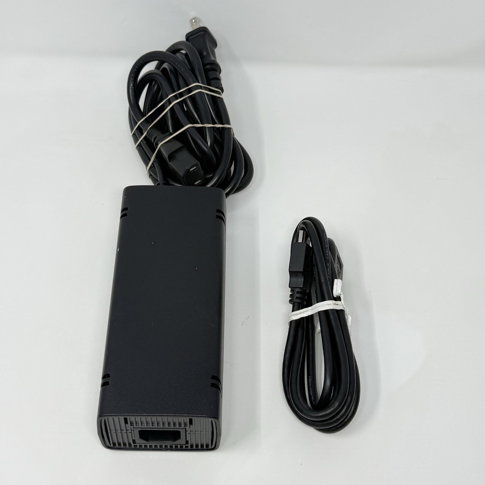 Microsoft Xbox 360 S Slim 1439 Console 250GB Bundle Controller Cable – Tested