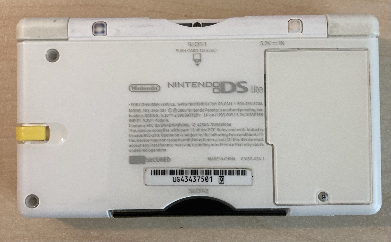 Nintendo DS Lite Console USG-001 White color, no charger tested working