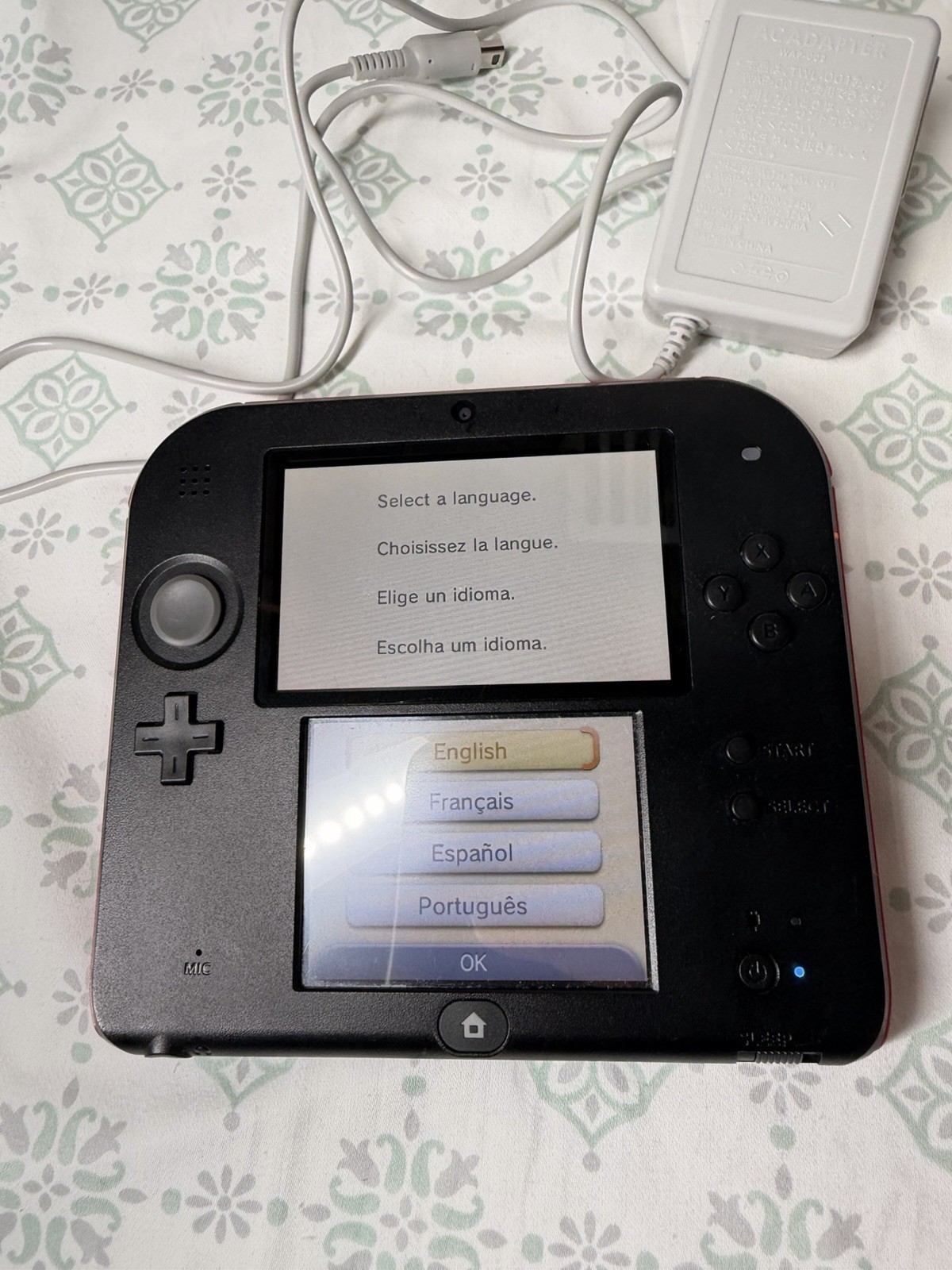 Nintendo 2DS Console Red Black Bundle w/ Charger Case & Super Mario 64 DS Tested