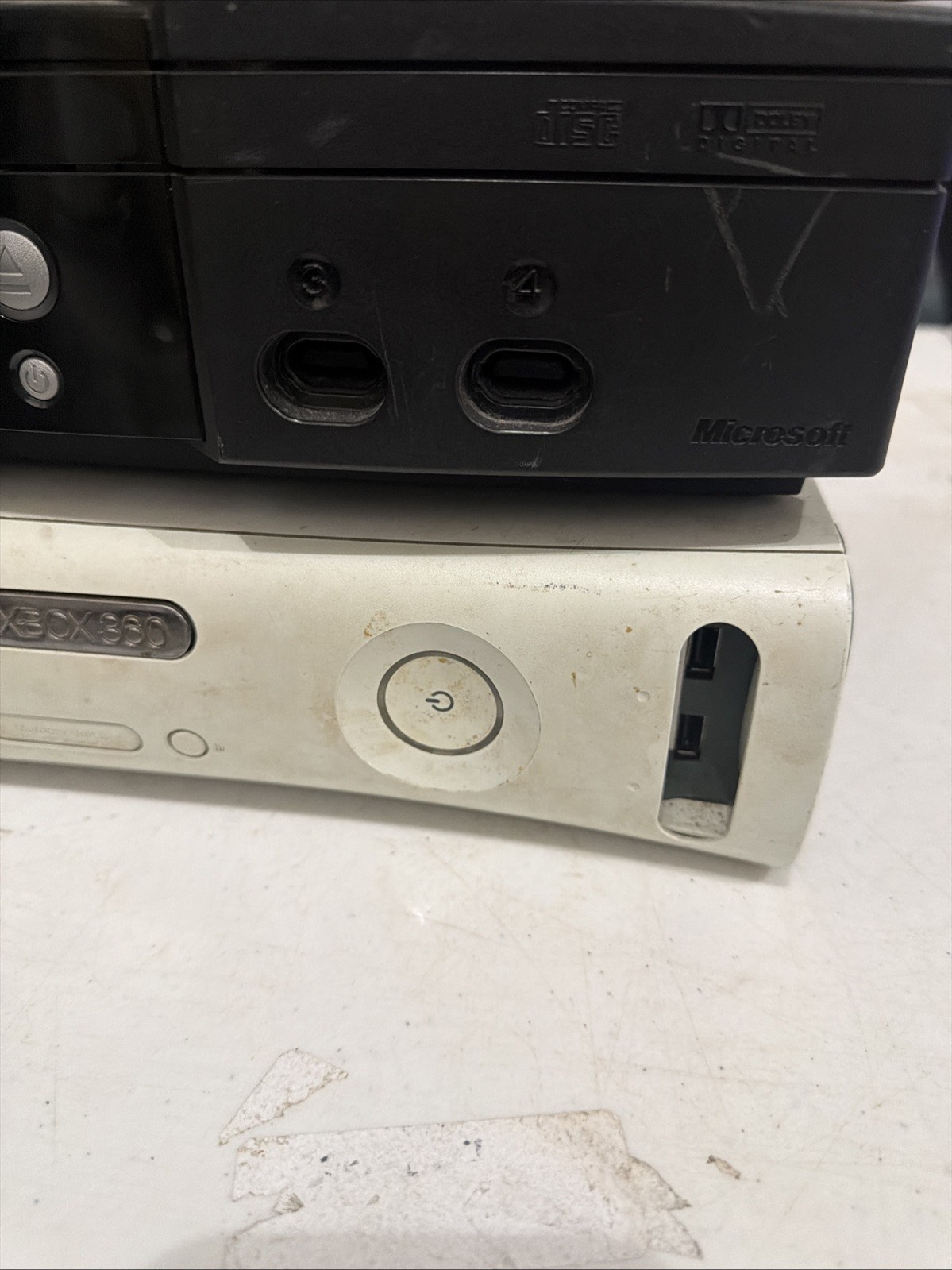 Lot of 2 Microsoft Xbox & Xbox 360 Consoles For Repair Parts AS-IS READ