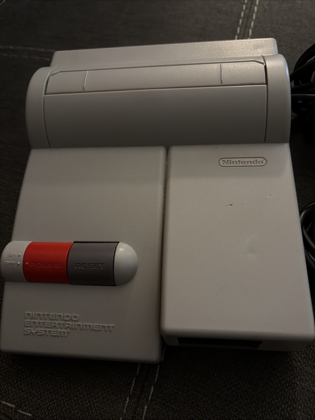 Nintendo NES Top Loader Console System NES-101, OG Dog Bone Controller & Cords!