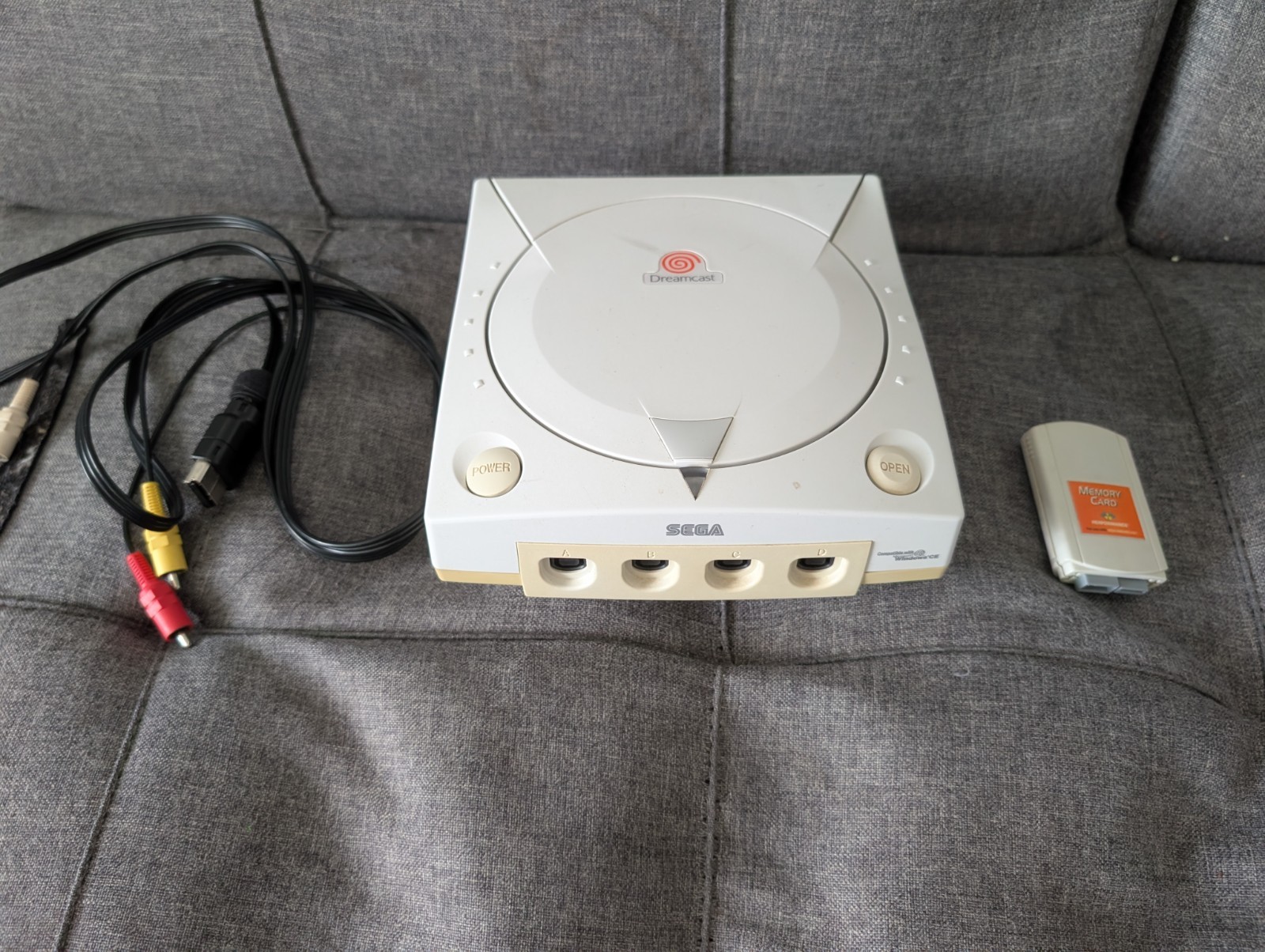 Sega Dreamcast Japanese Bundle