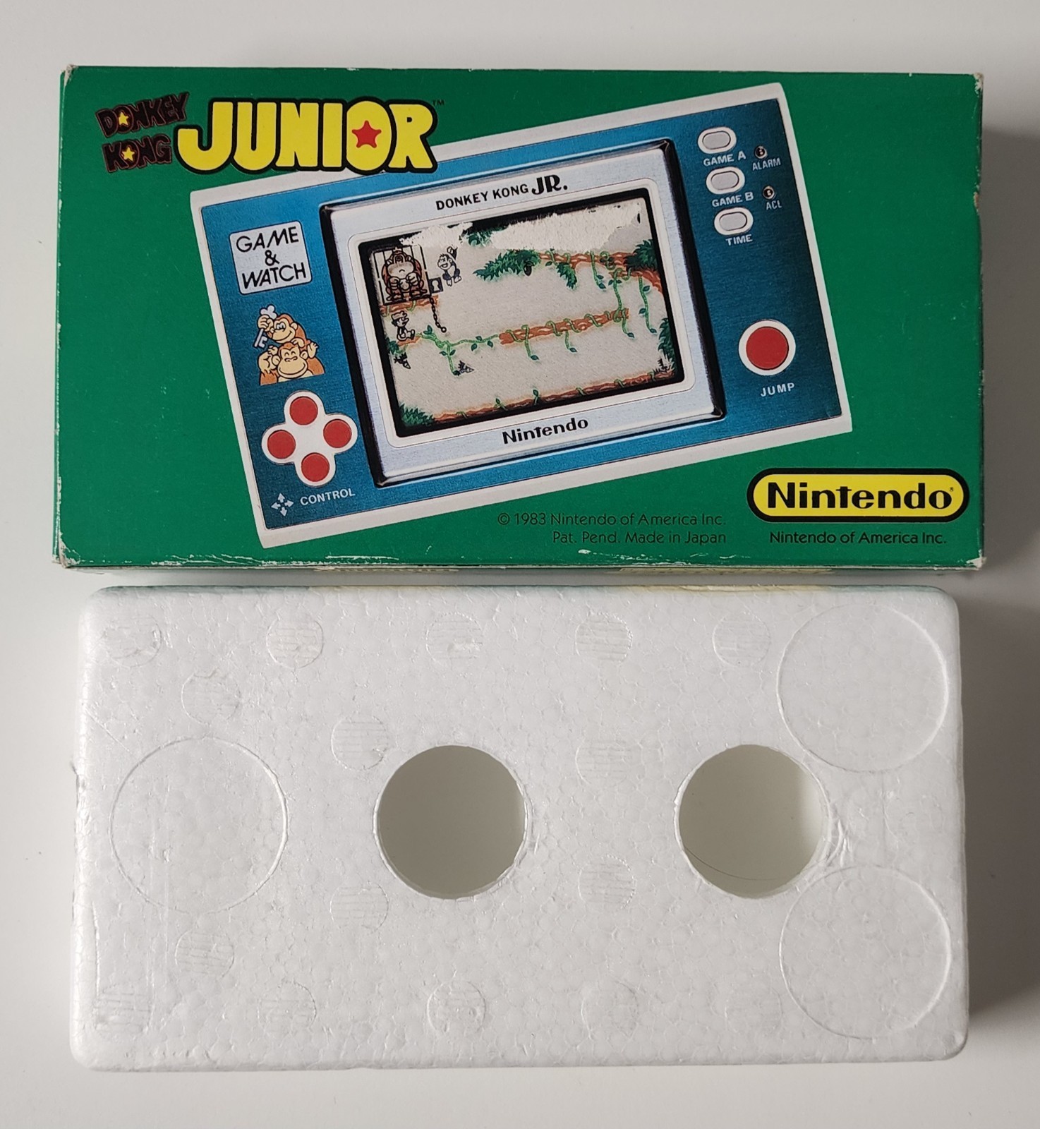 Nintendo Donkey Kong Jr. Wide Screen Pocketsize Game & Watch Read Description