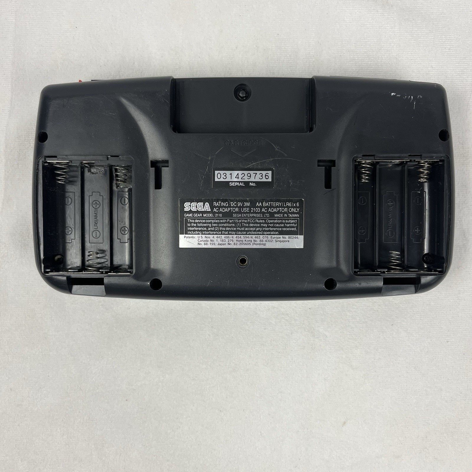 SEGA Game Gear Handheld System & Sonic the Hedgehog 2 Game Cartridge PARTS ONLY