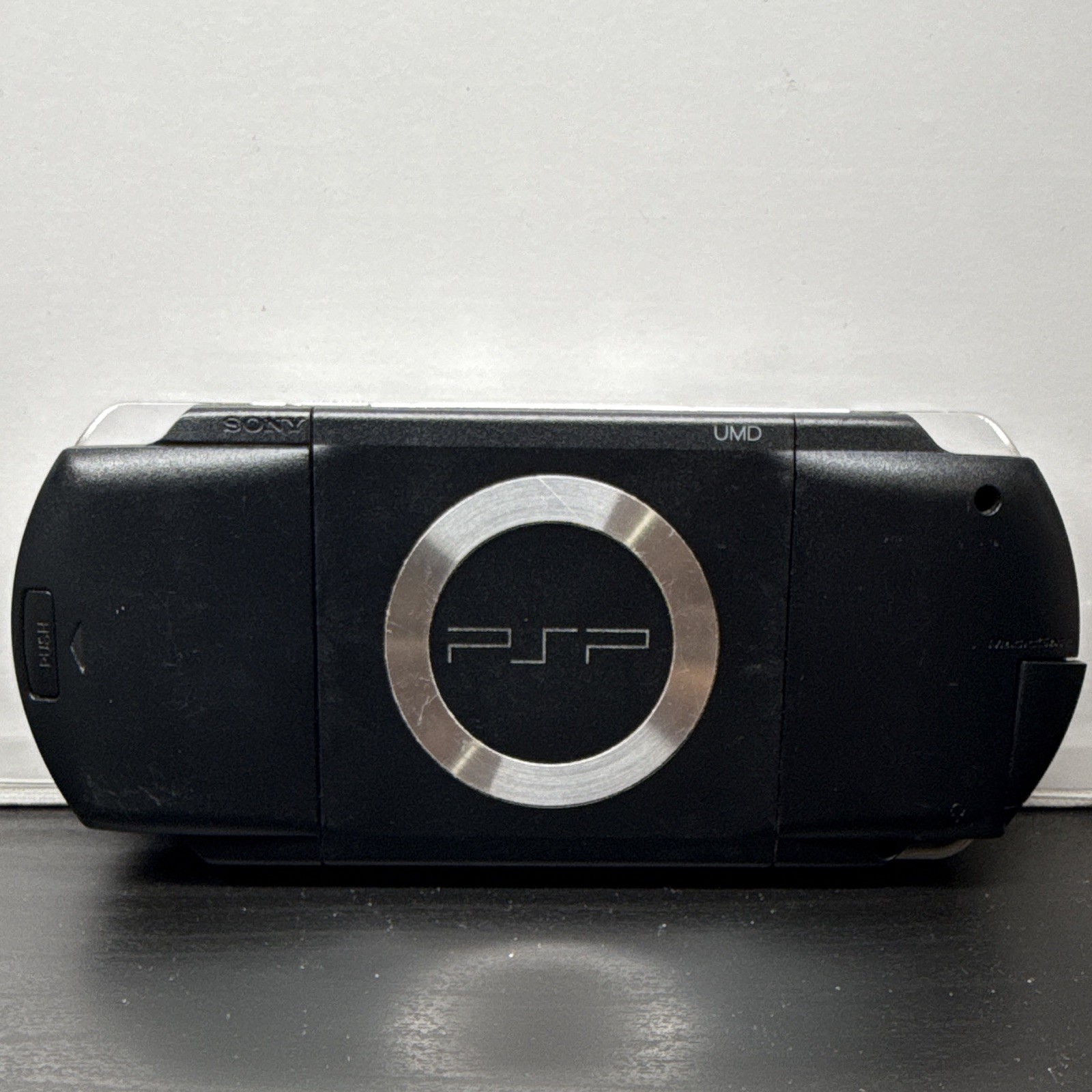 Sony PSP-1000 Black Handheld System NTSC-J Wi-Fi USB 32MB 2004(Japanese)
